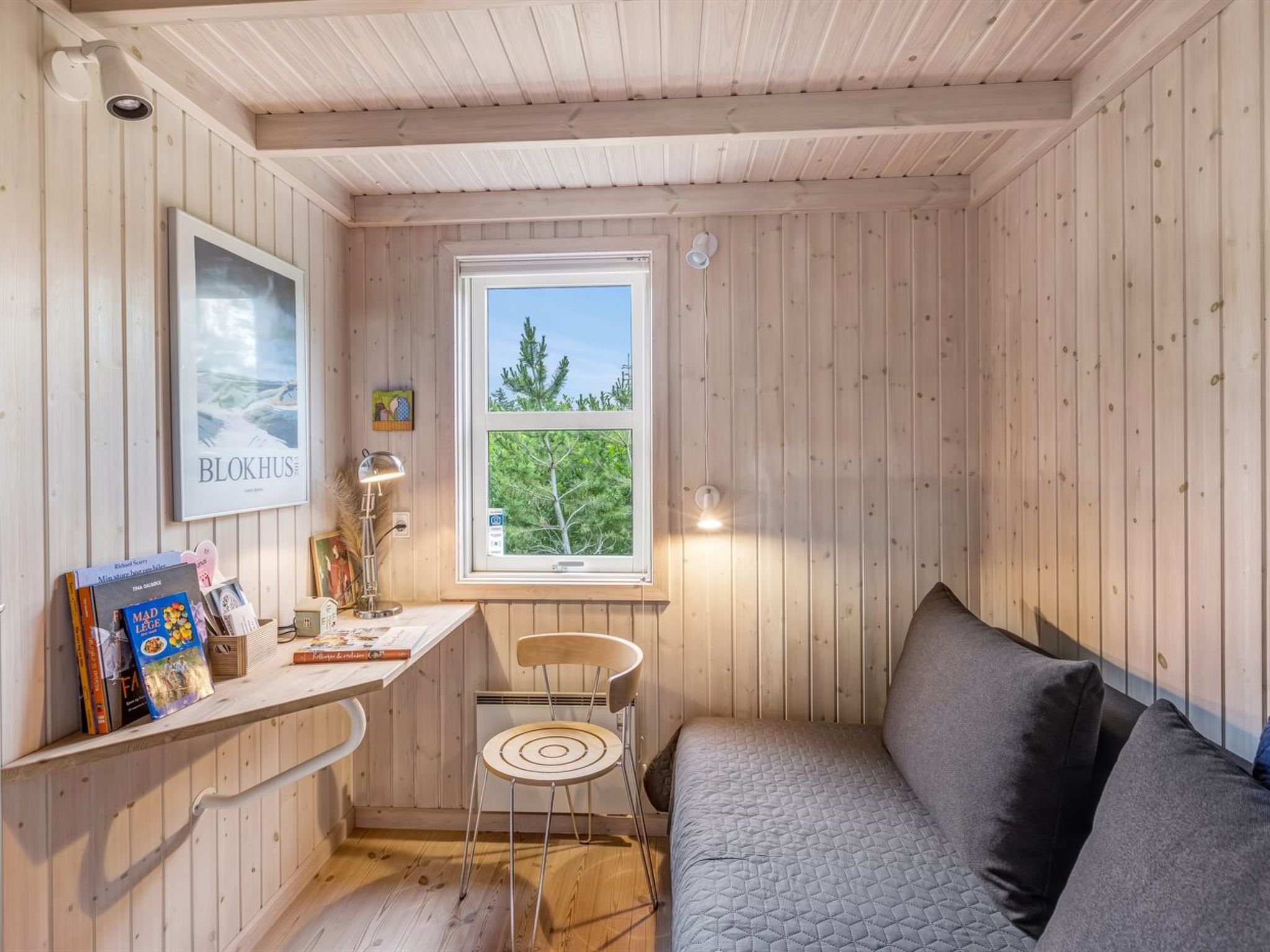 "Anouk" - 2km from the sea - Binnen