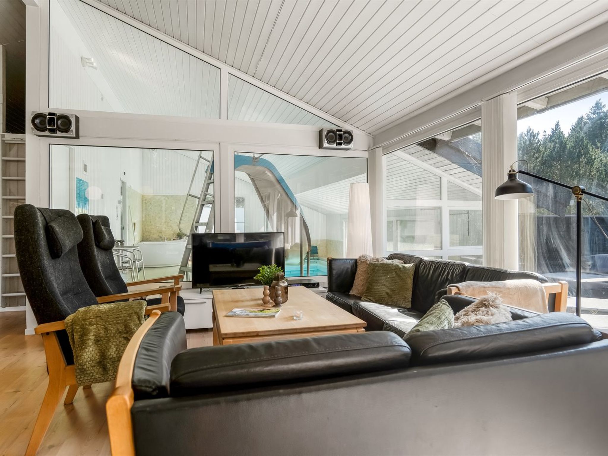 "Arild" - 900m from the sea
