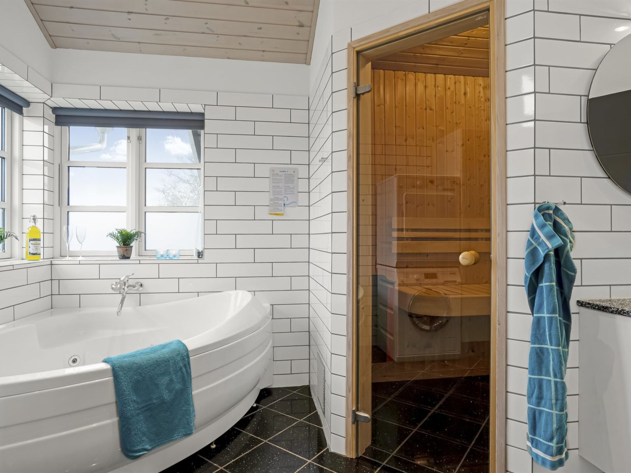 "Djuna" - 550m from the sea-Inside