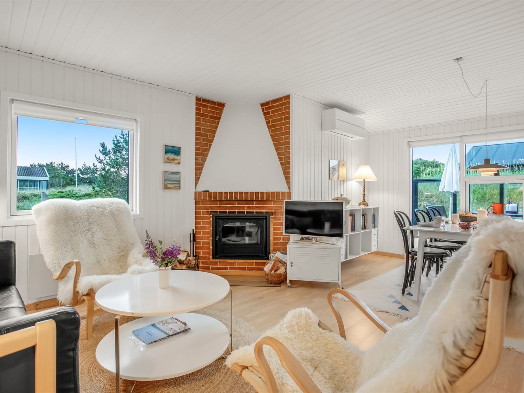 "Cate" - 900m from the sea - Inside