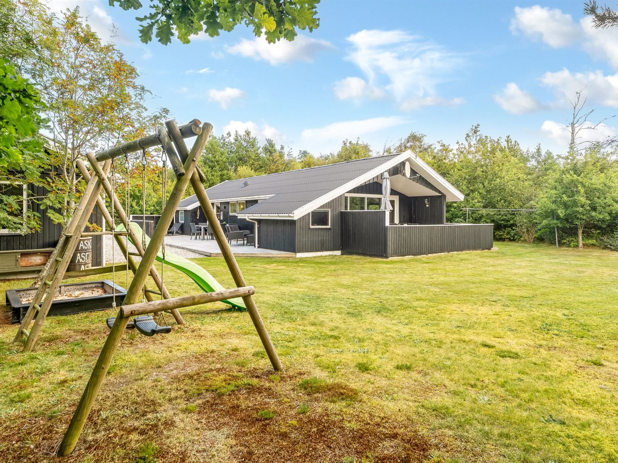"Onni" - 2.3km from the sea - Buiten