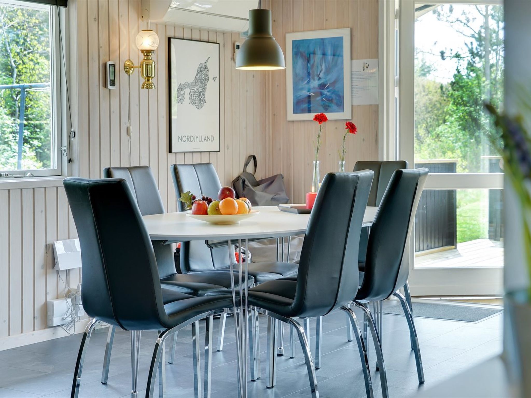 "Onni" - 2.3km from the sea-Inside