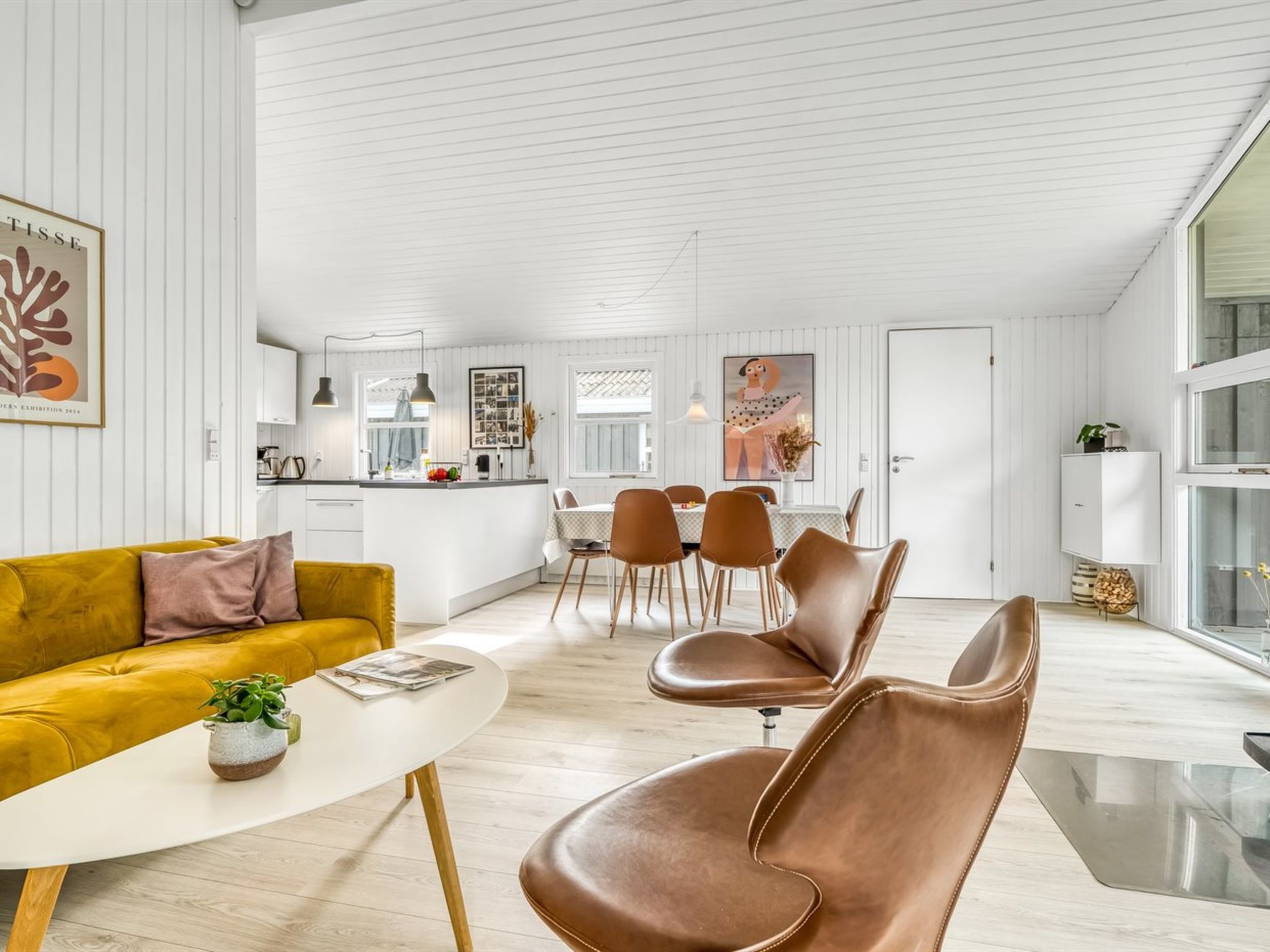 "Annamie" - 1.8km from the sea-Binnen