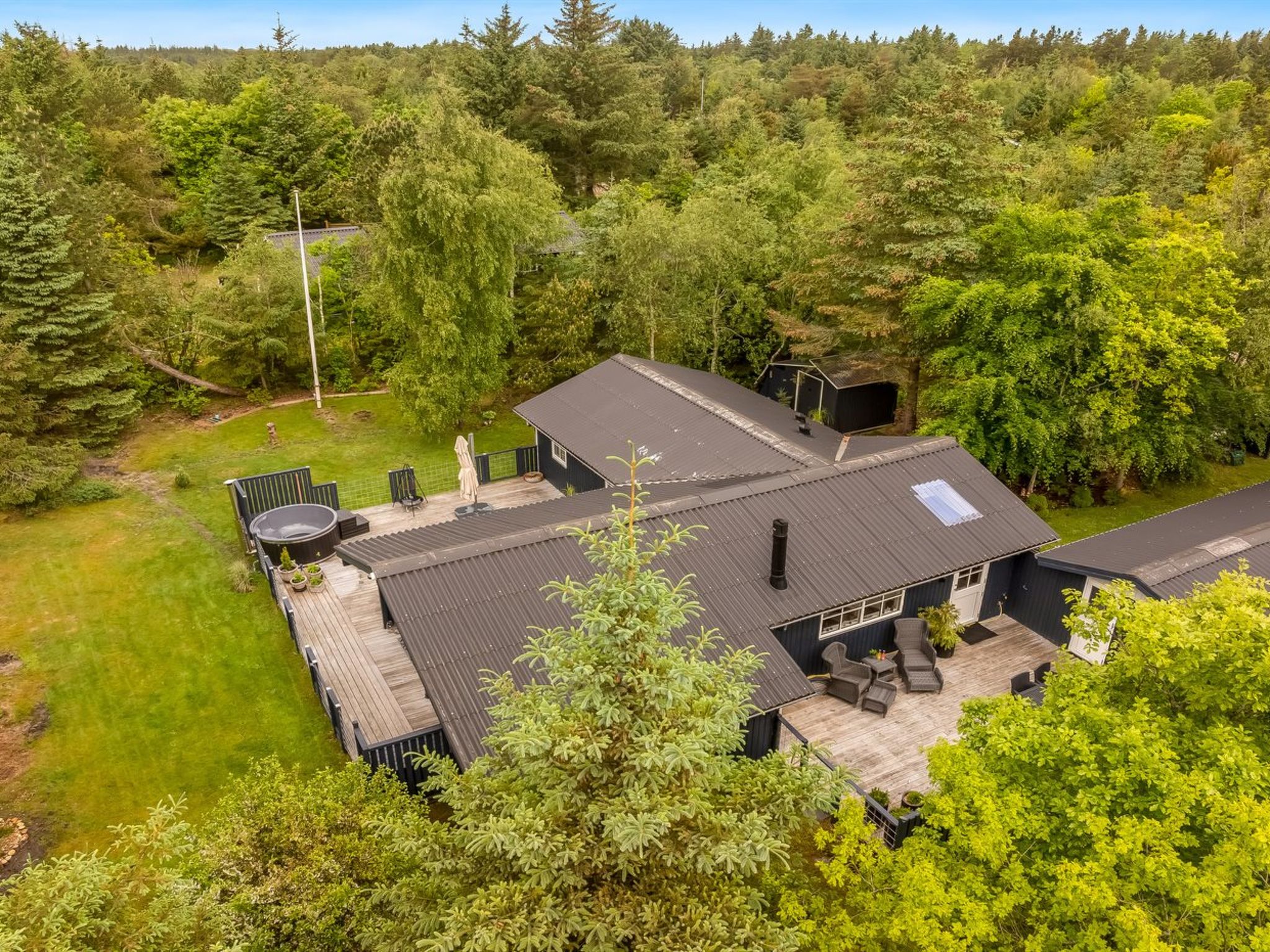 "Emelrik" - 2km from the sea