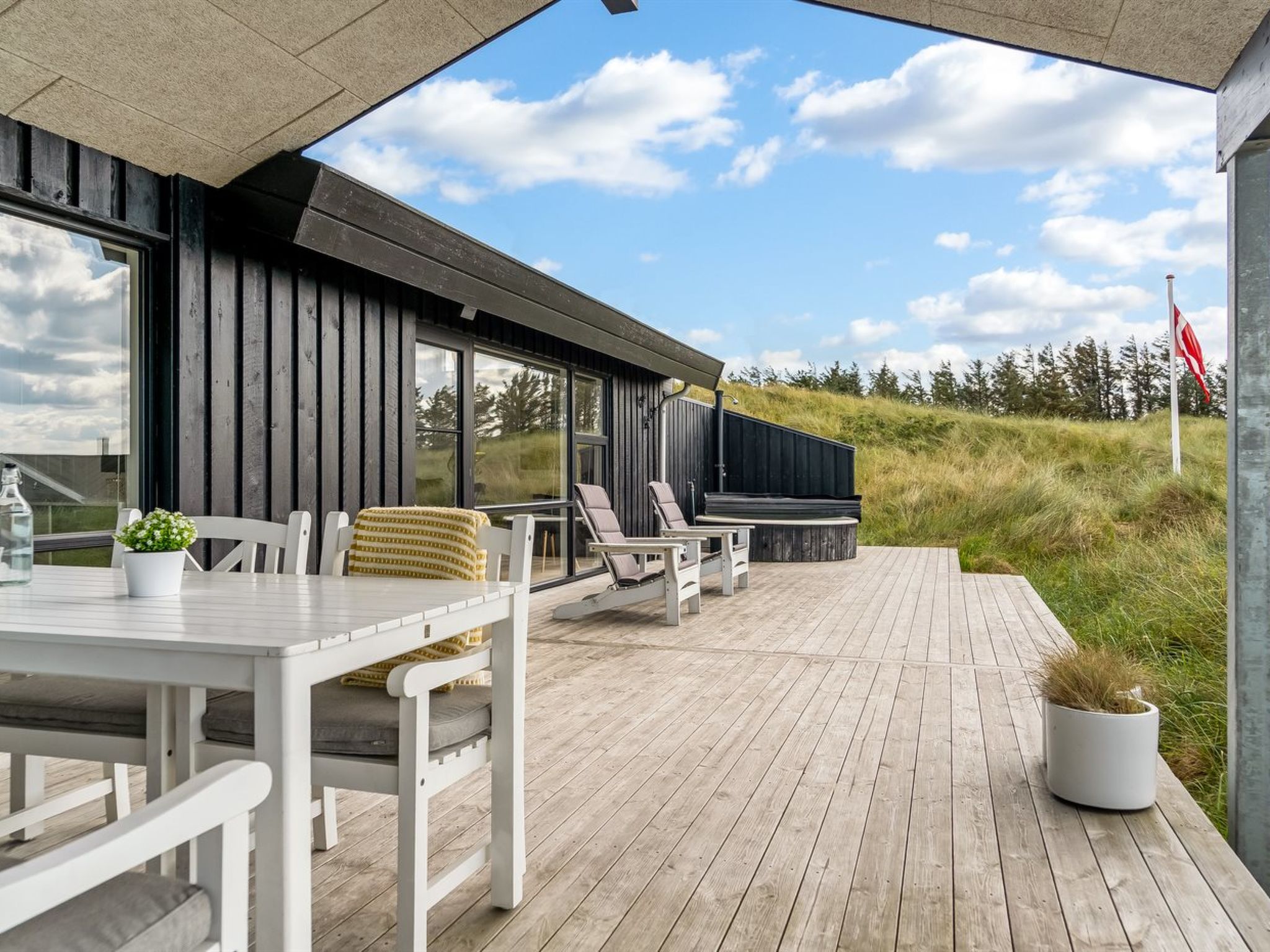 "Jannus" - 600m from the sea-Outside