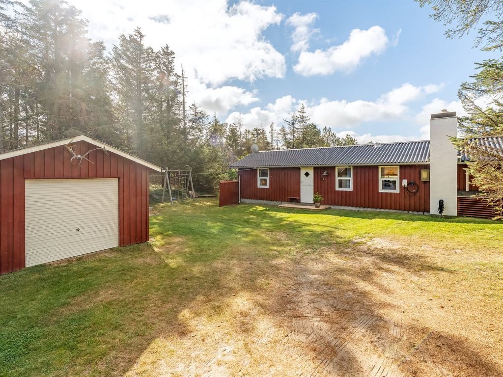 'Ingobert' - 600m from the sea