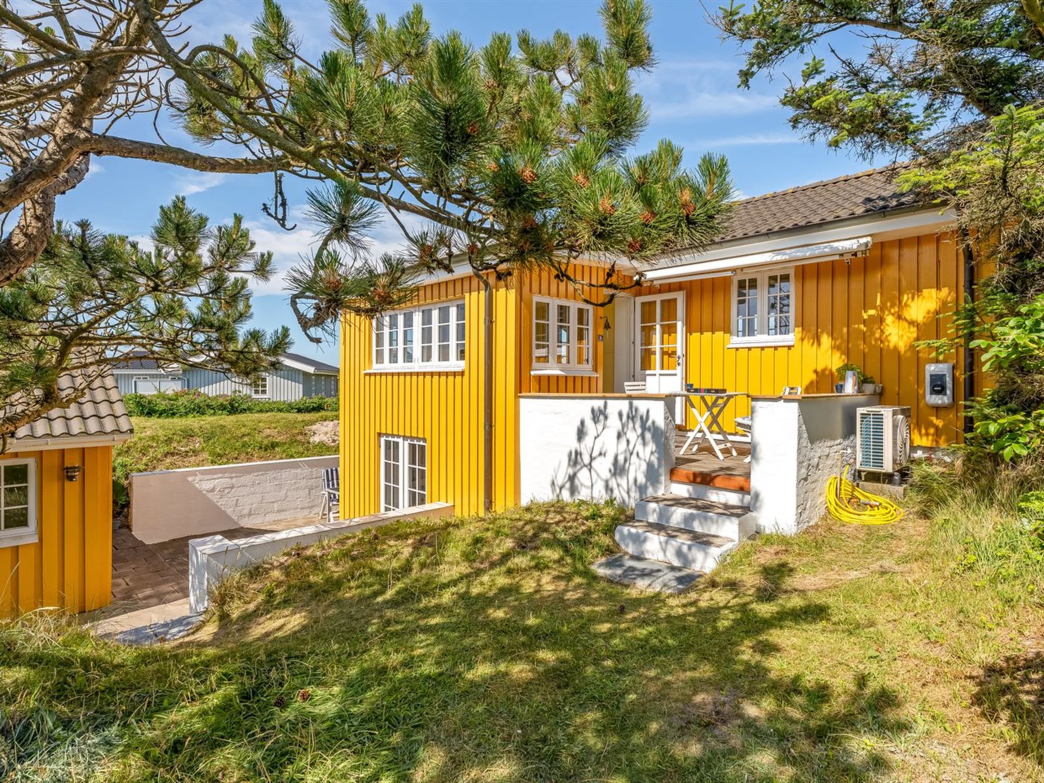 "Åsta" - 200m from the sea - Outside