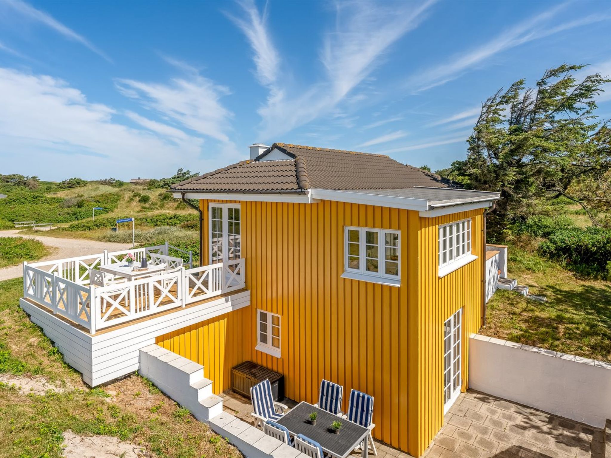 "Åsta" - 200m from the sea - Outside
