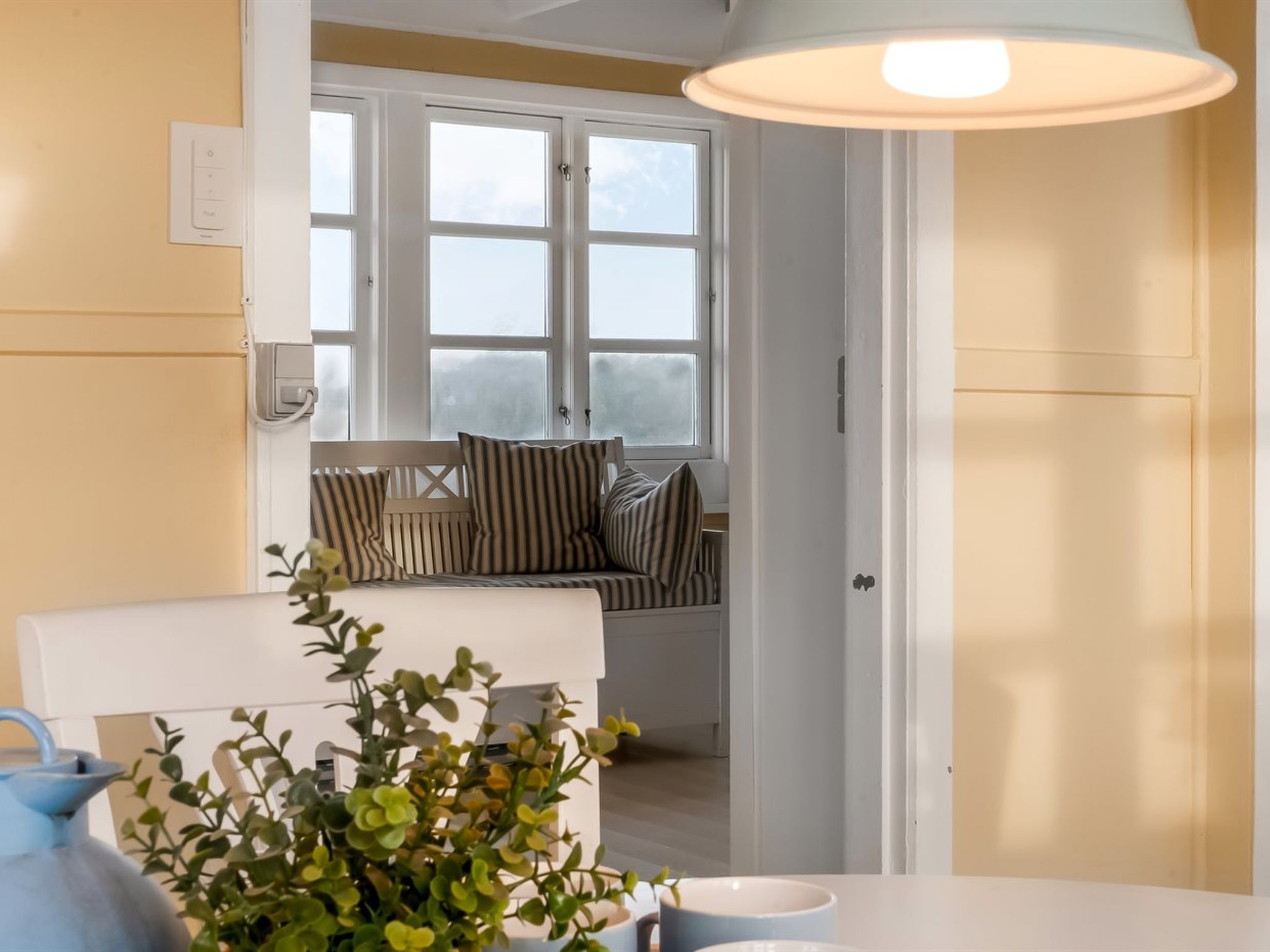 "Åsta" - 200m from the sea - Inside