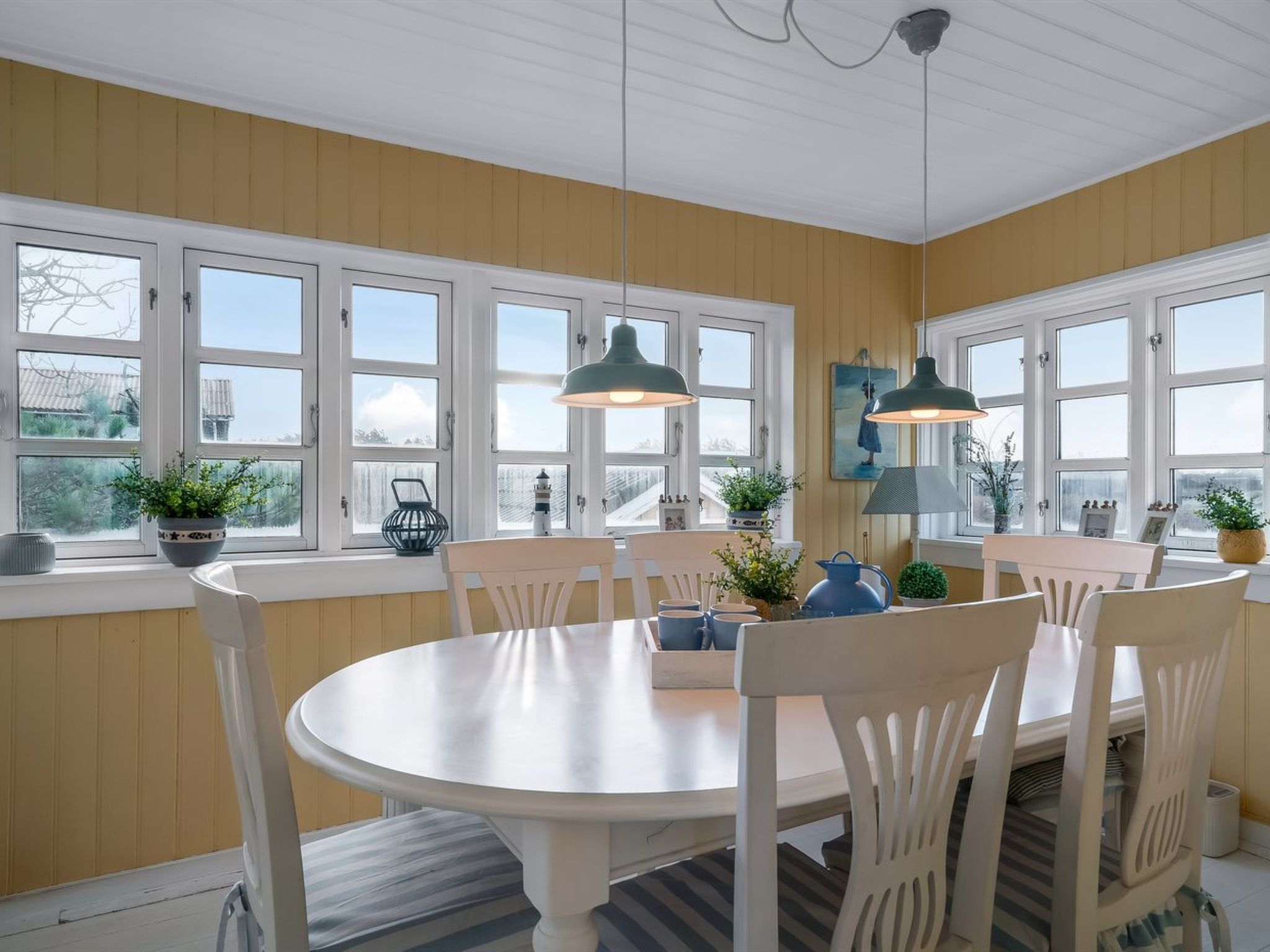 "Åsta" - 200m from the sea - Inside