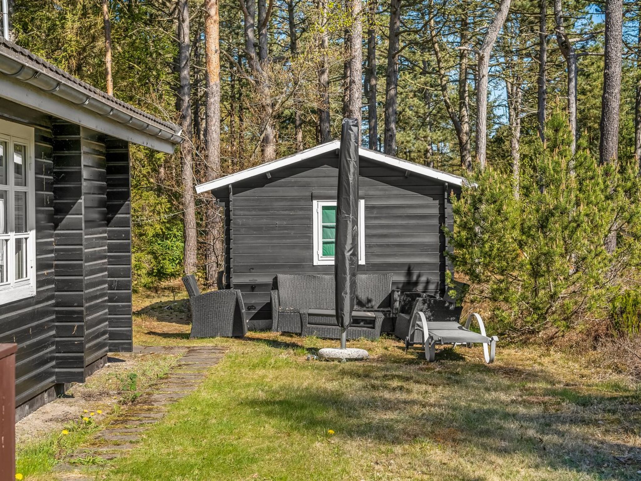 "Uuno" - 1.2km from the sea - Outside