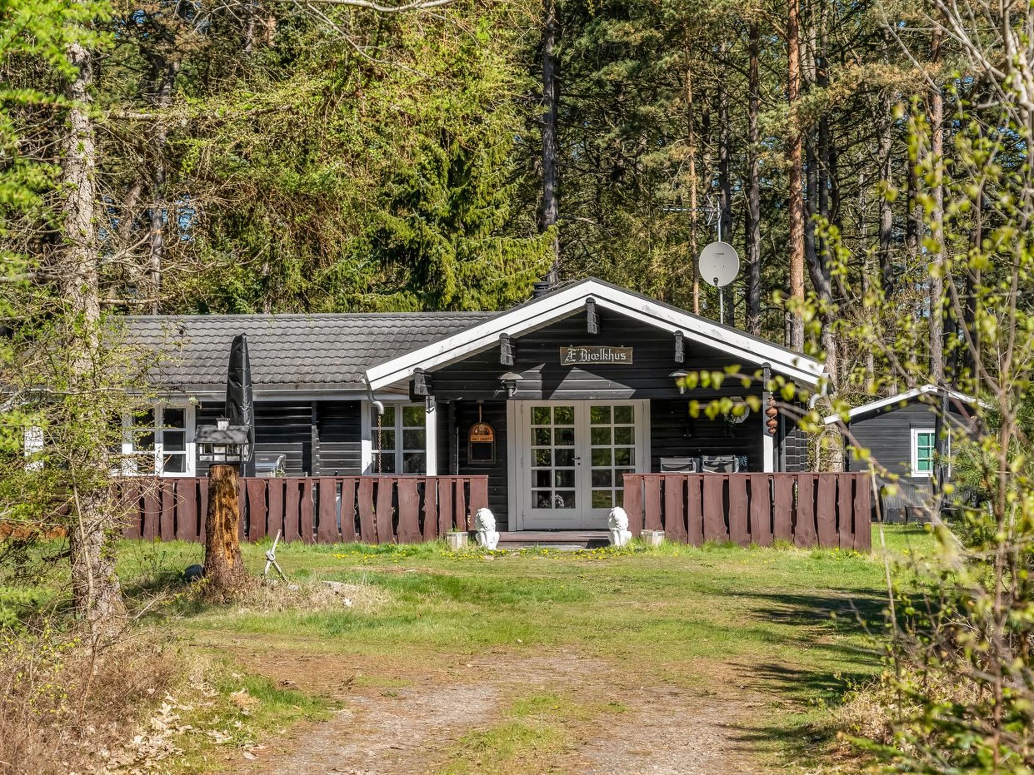 "Uuno" - 1.2km from the sea - Outside