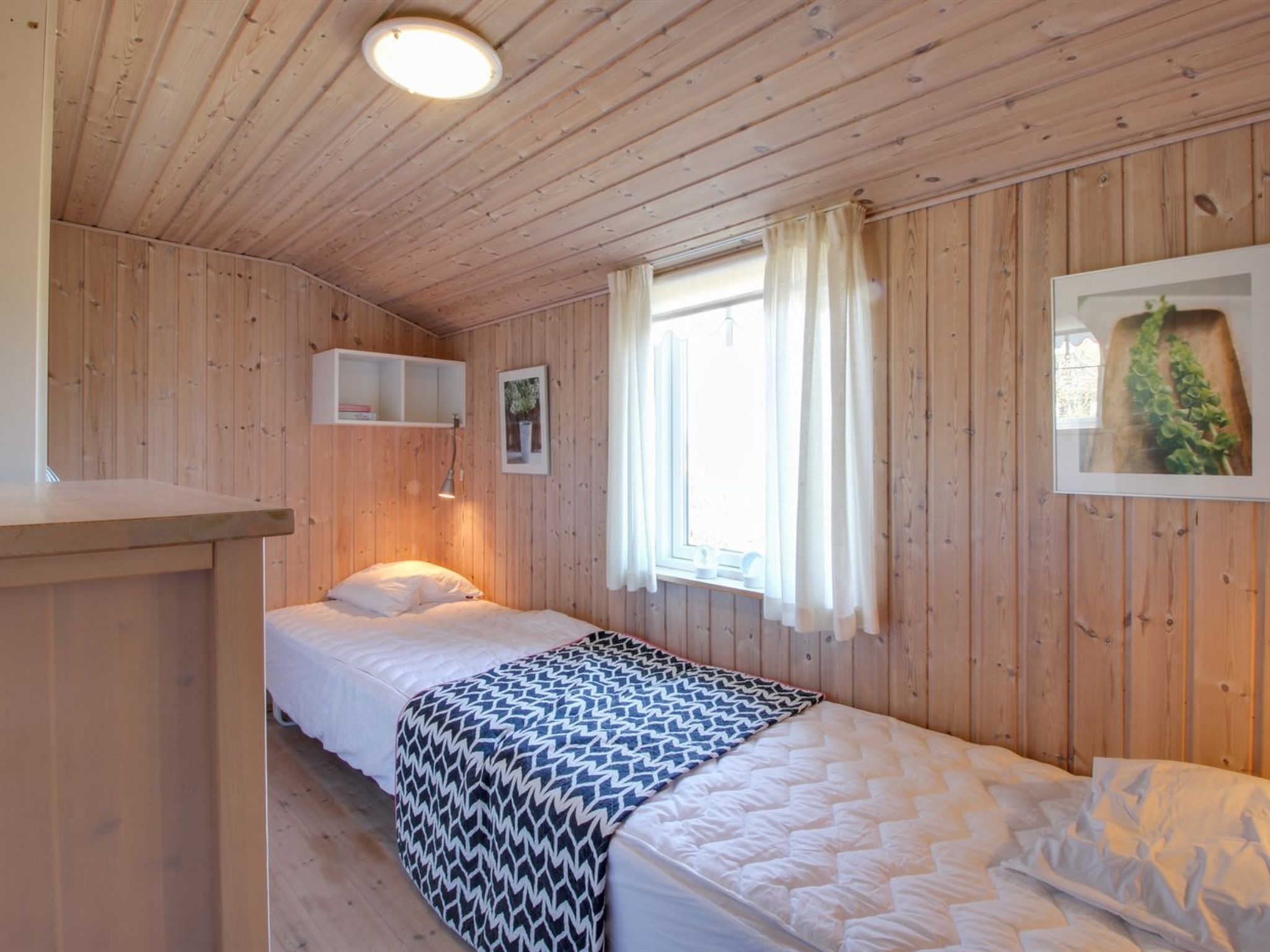 "Shaya" - 500m from the sea - Binnen