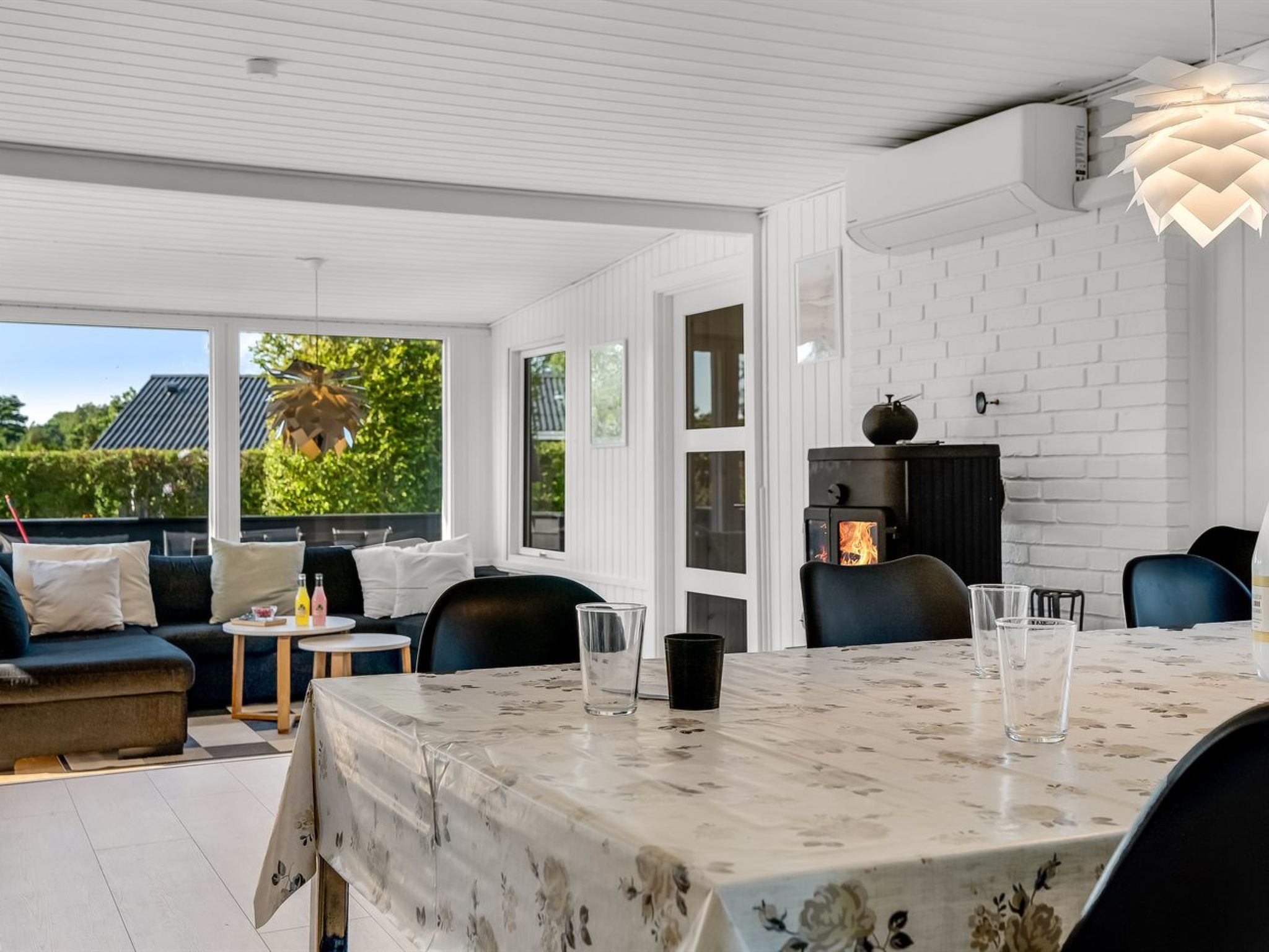 "Edel" - 650m from the sea