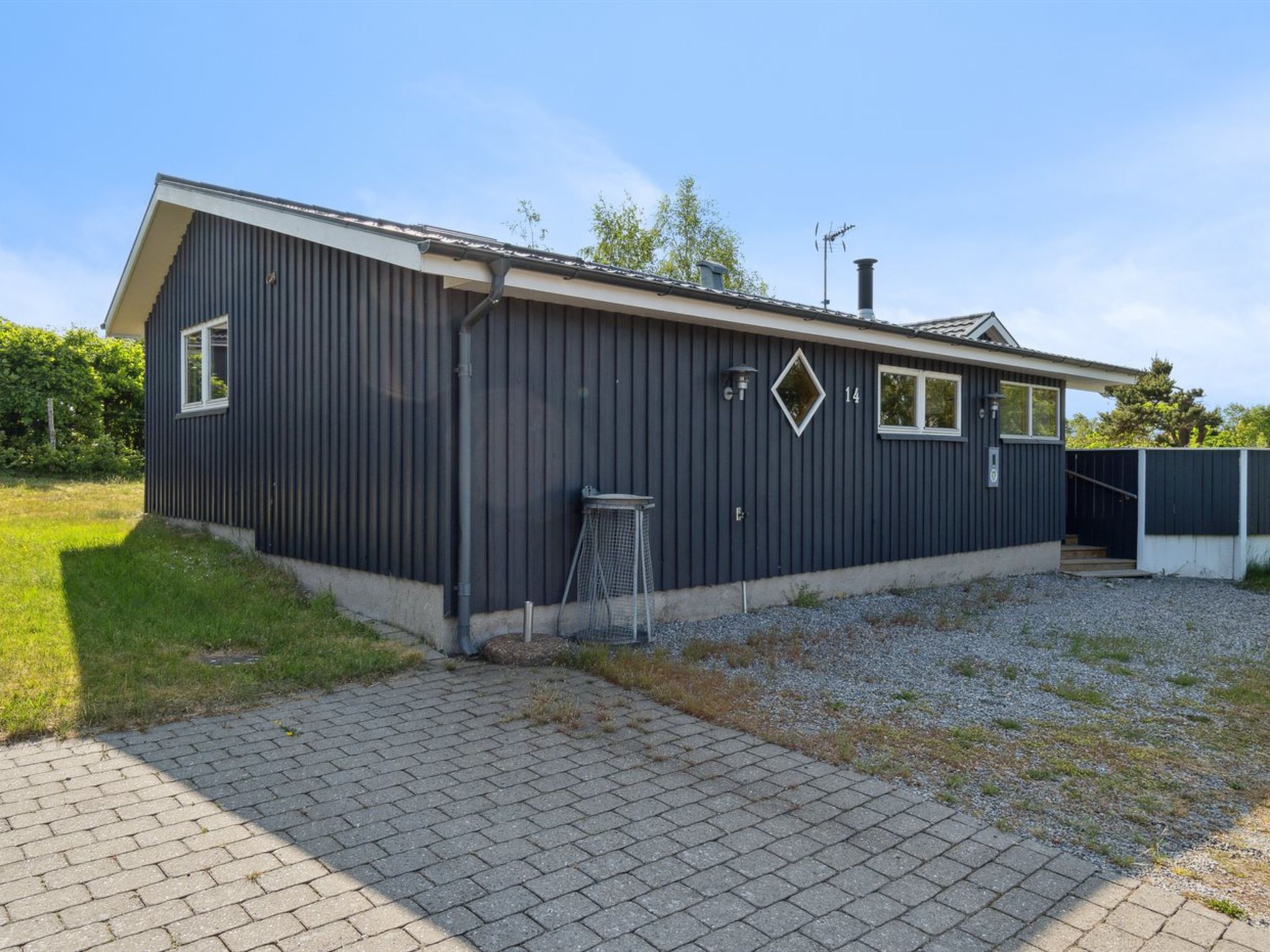"Rafn" - 550m from the sea - Buiten