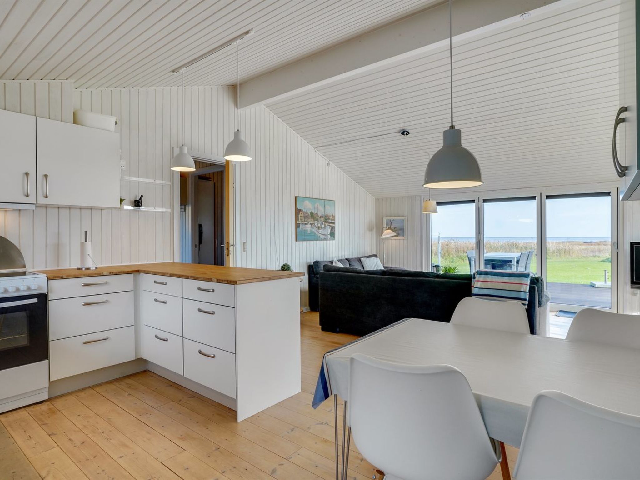 "Gisa" -  from the sea-Binnen
