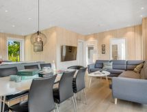 Op 500 m van zee: Ruim vakantiehuis met sauna en whirlpool in Hadsund - thumbnail 2