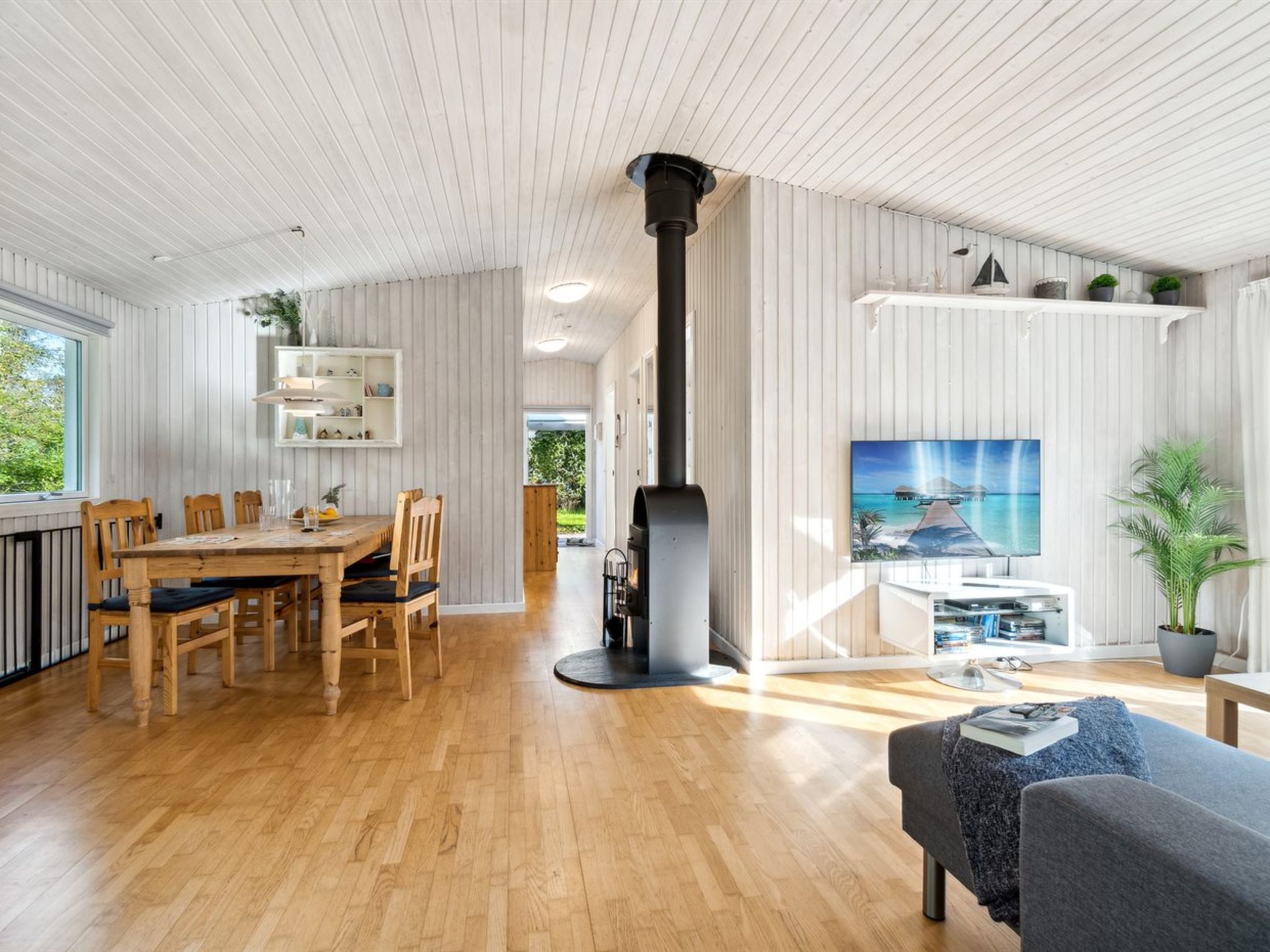 "Arwin" - 200m from the sea - Binnen
