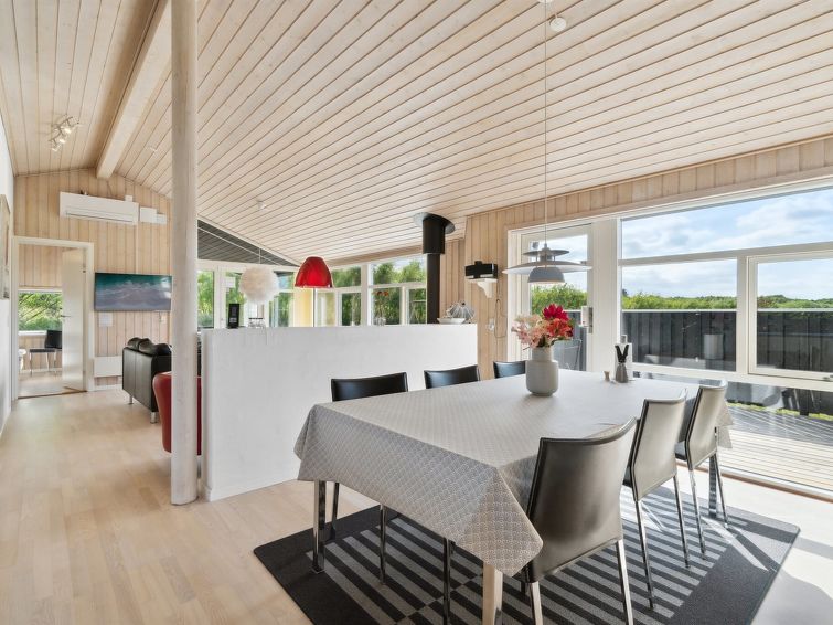 Search and Stay destination Hadsund, Denmark from . "Miriam" - 400m from the sea in NE Jutland