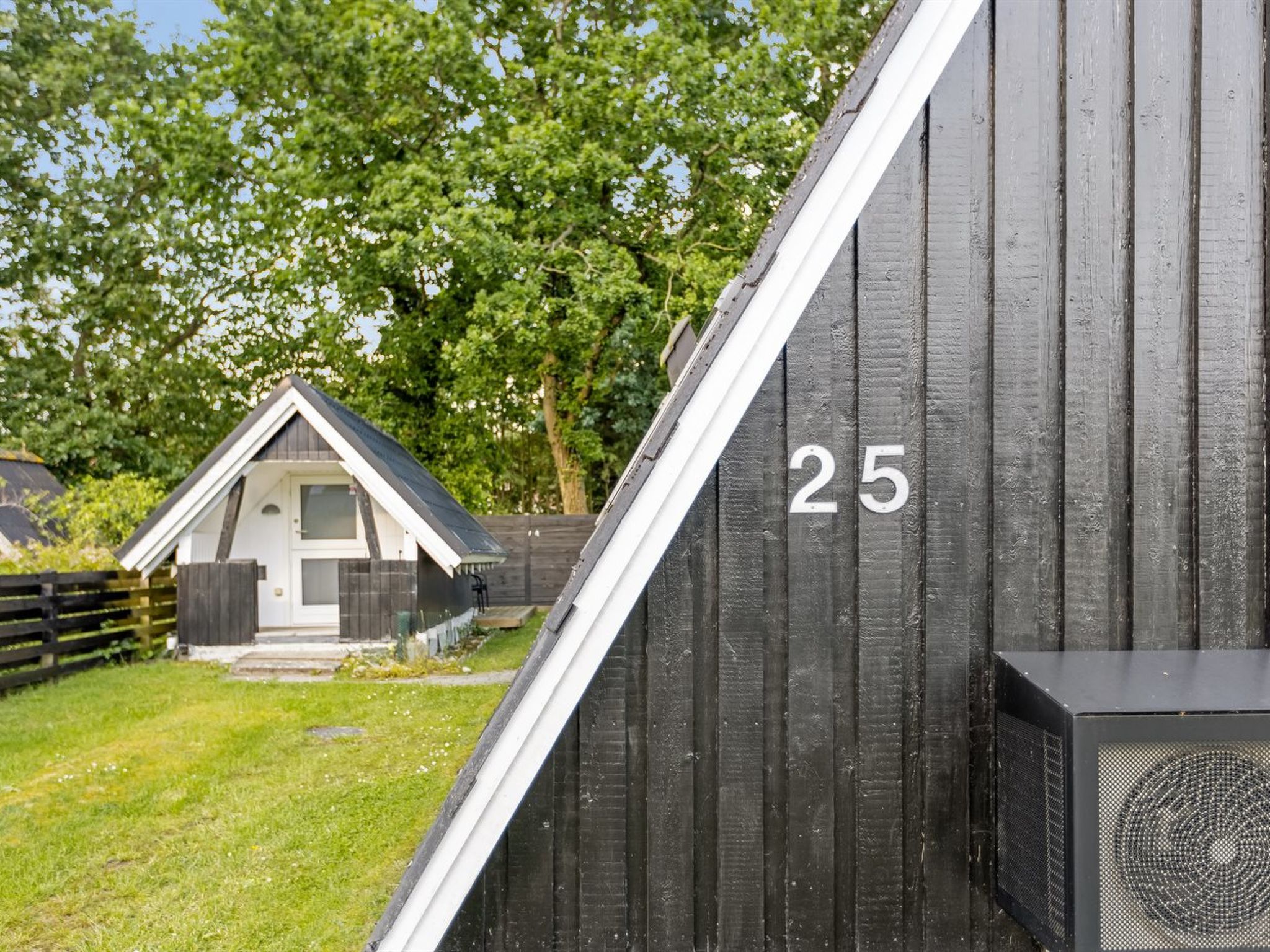 "Hunding" - 600m from the sea-Buiten