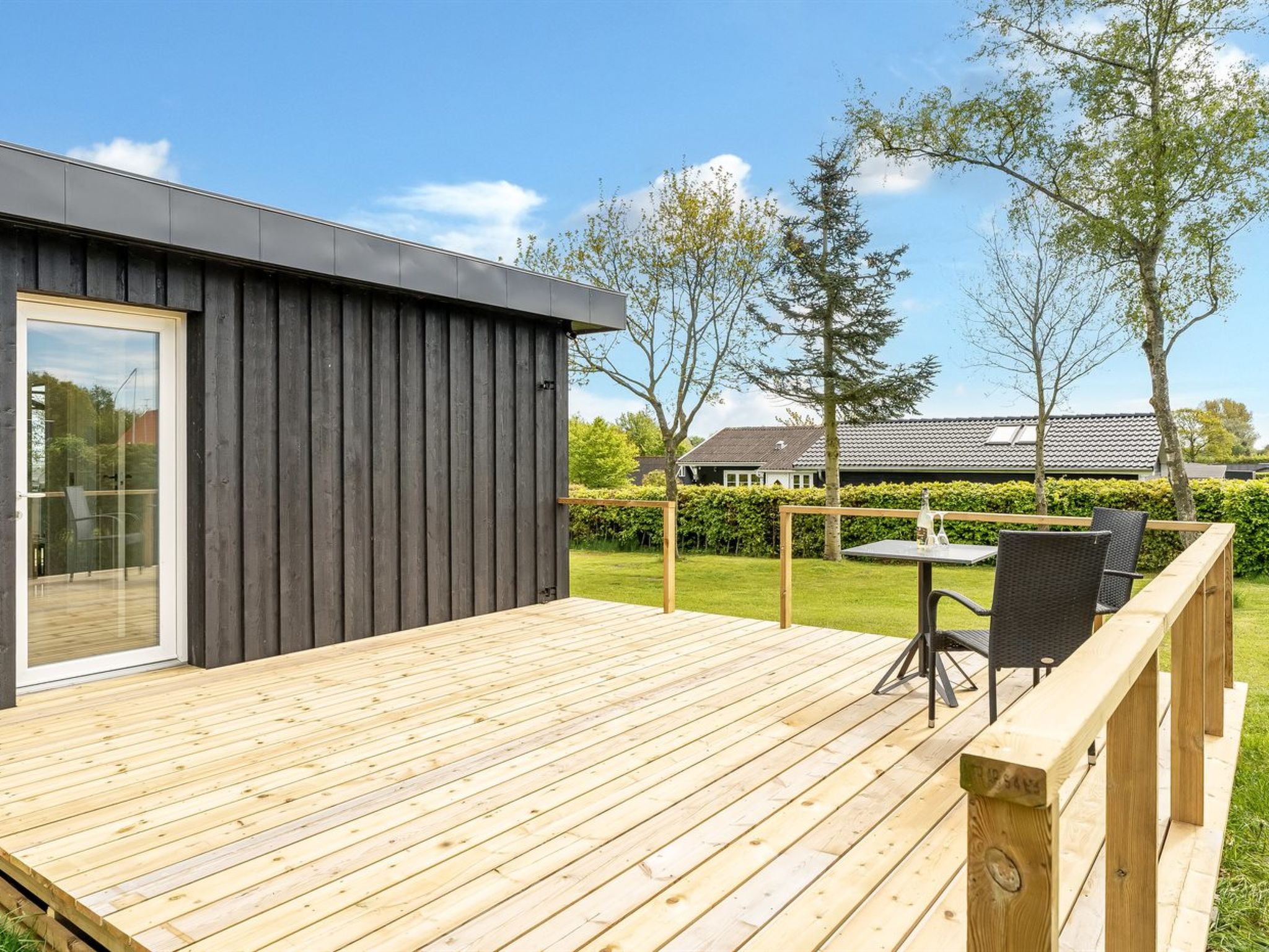 "Tonna" -  from the sea-Buiten