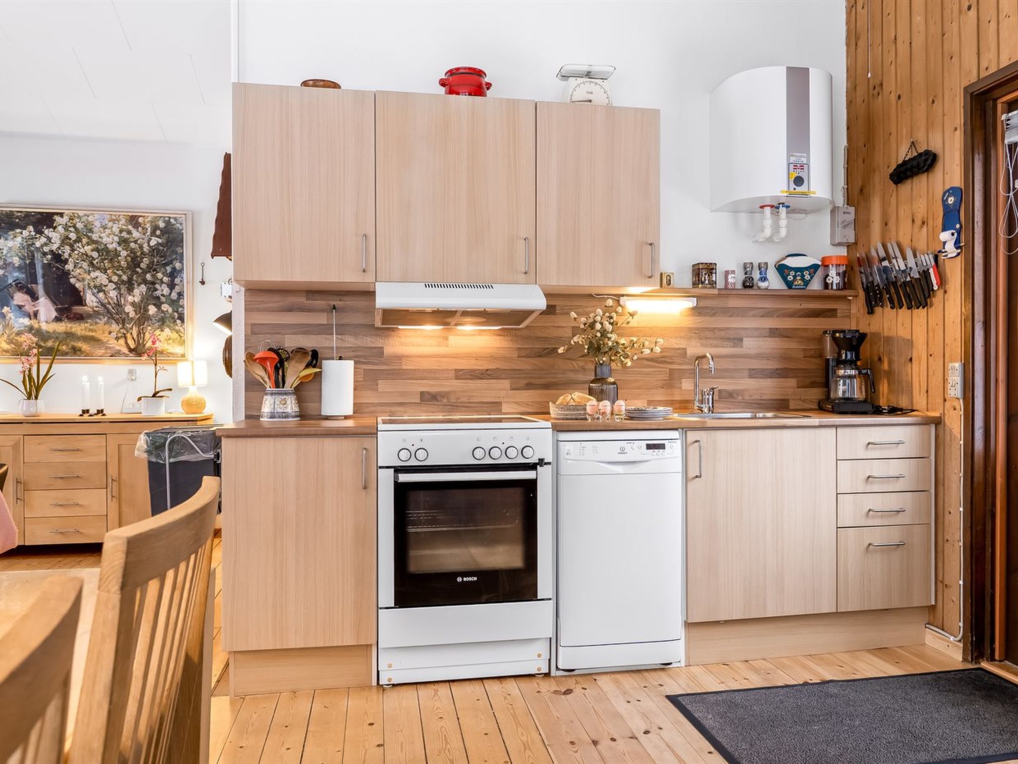 "Lökea" -  from the sea-Binnen