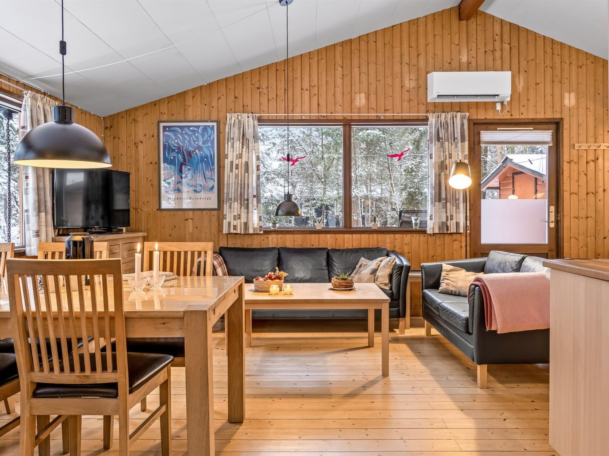 "Lökea" -  from the sea-Binnen