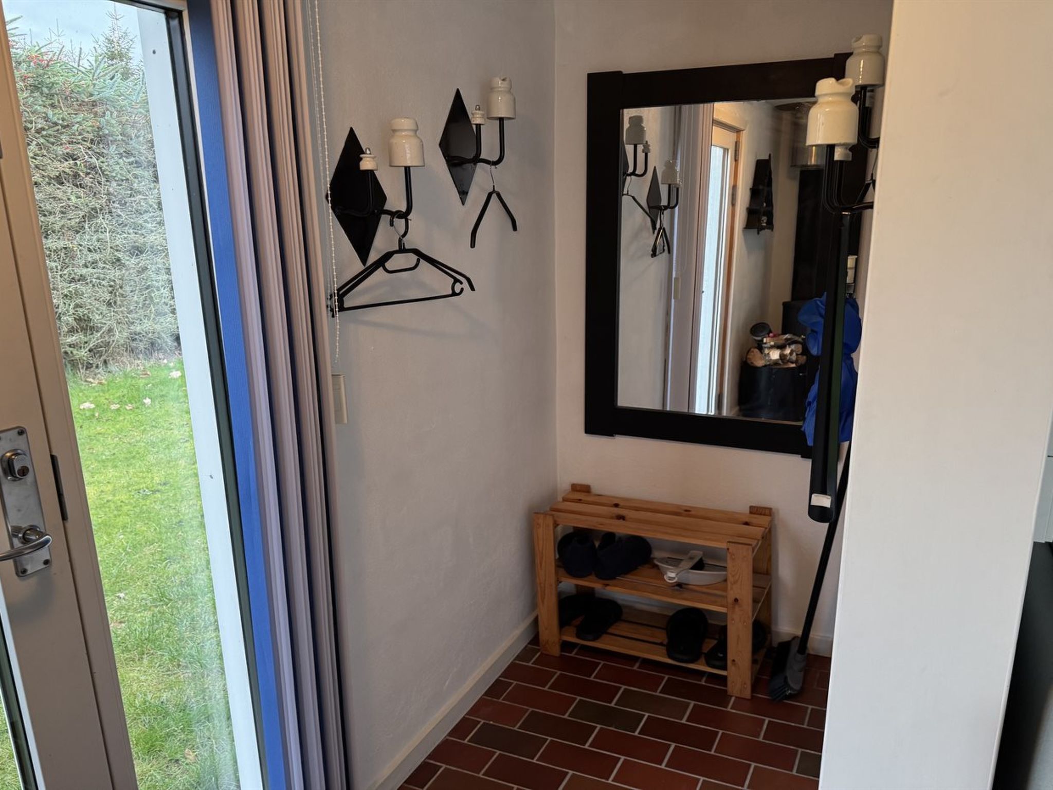 "Allyson" -  from the sea-Binnen