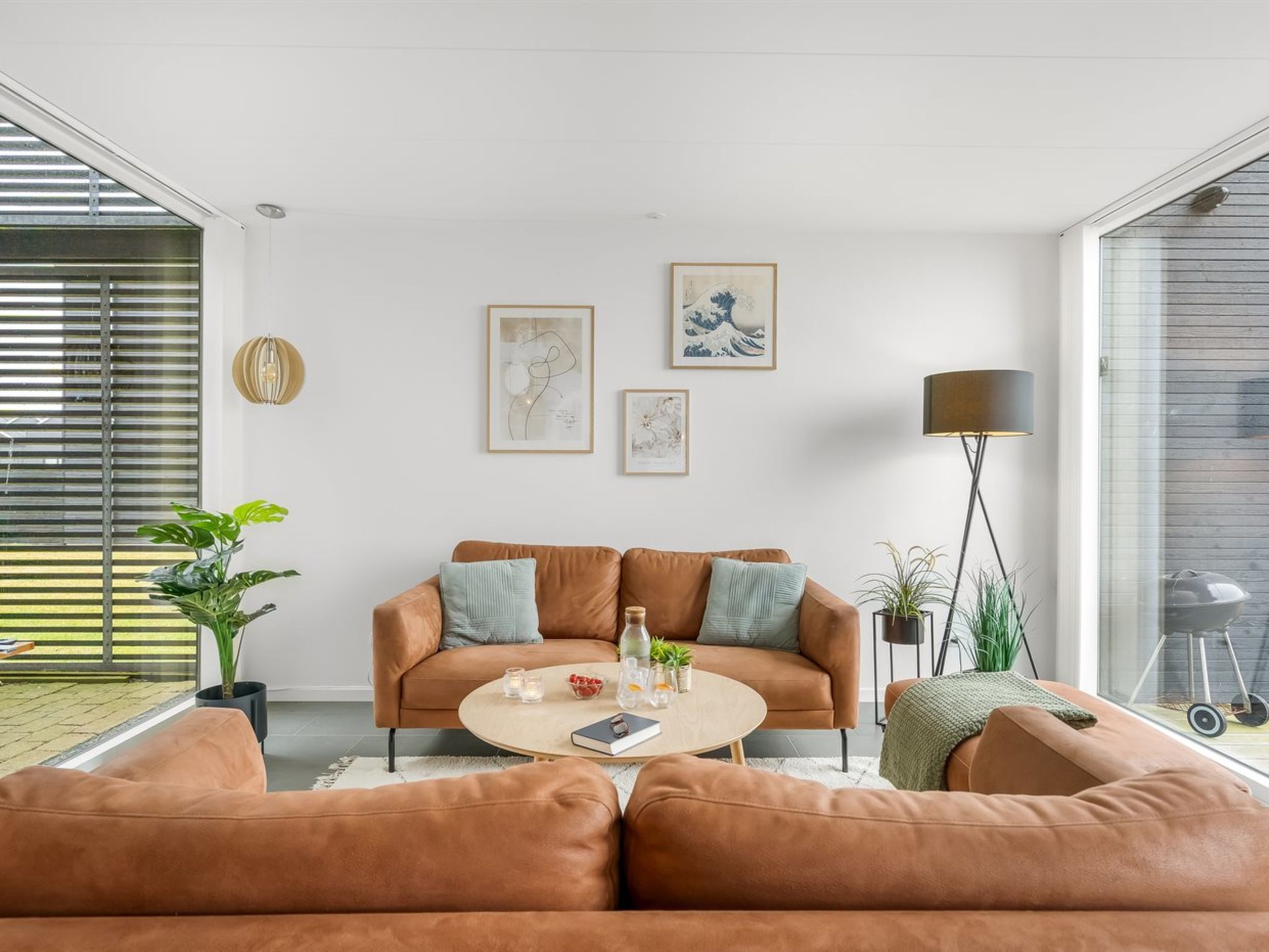 "Chayton" - 10m from the sea - Binnen