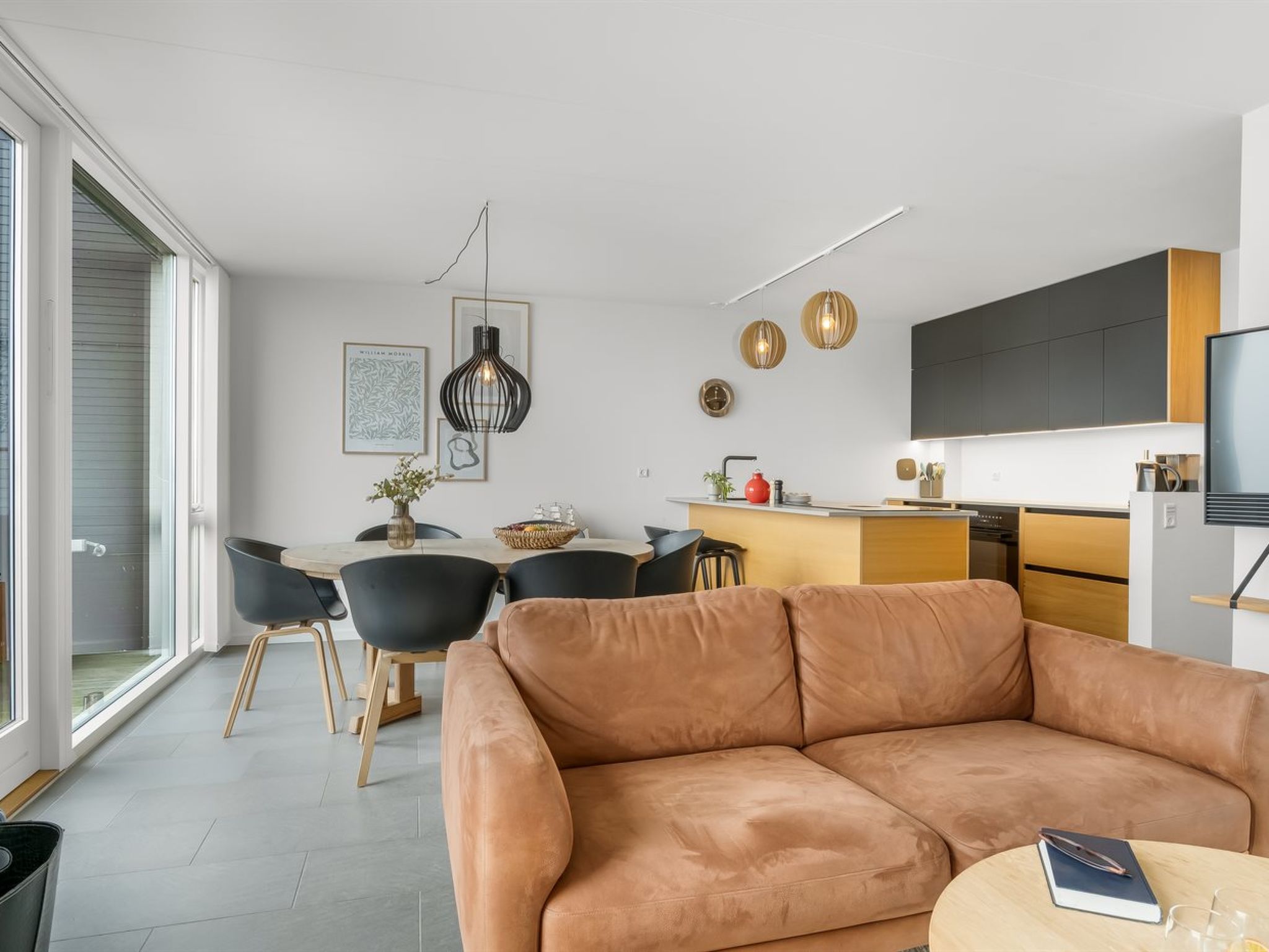 "Chayton" - 10m from the sea - Binnen