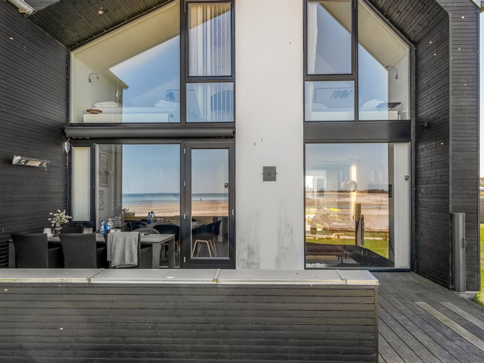 "Chayton" - 10m from the sea - Buiten