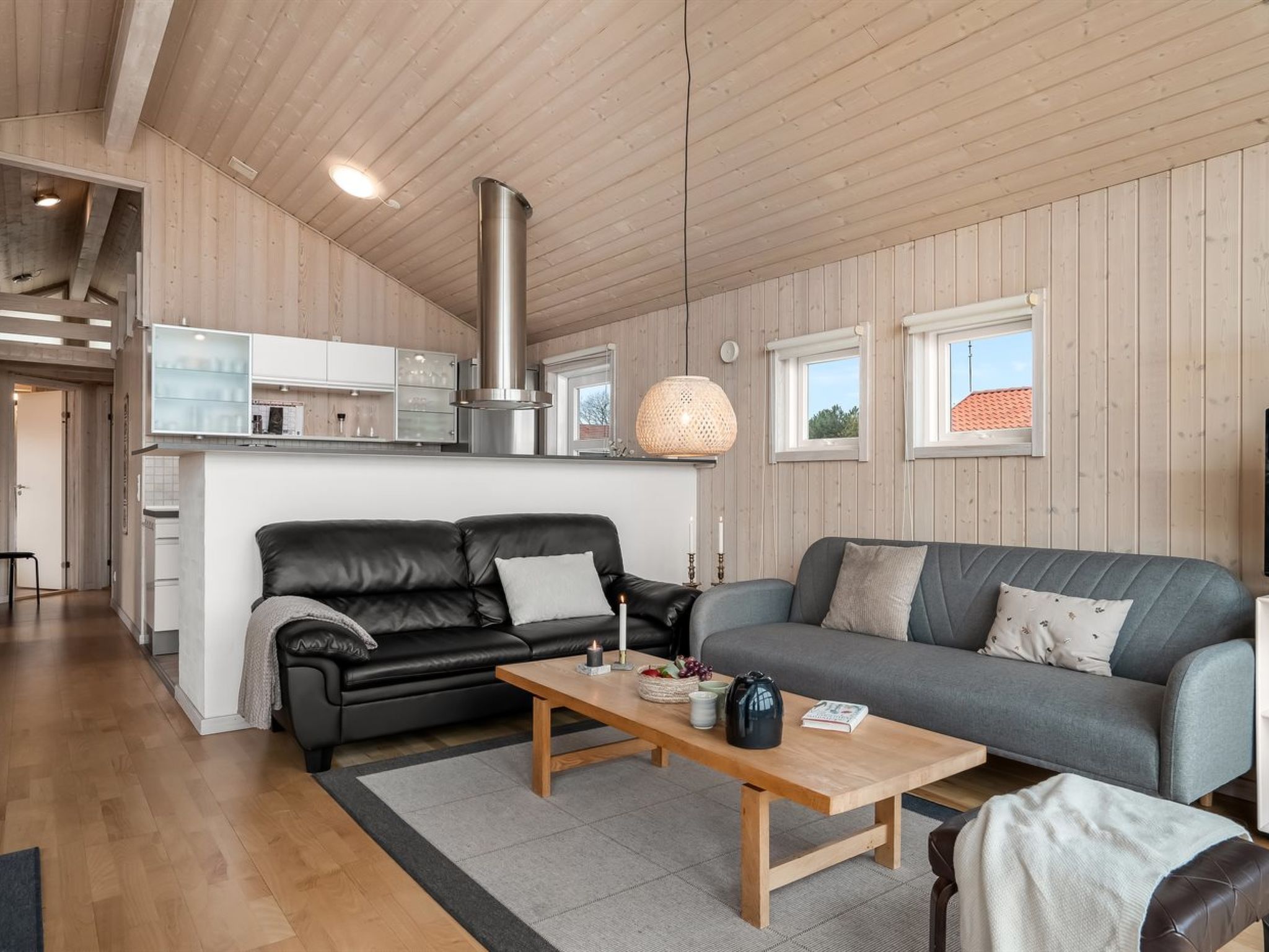 "Nomi" - 100m from the sea