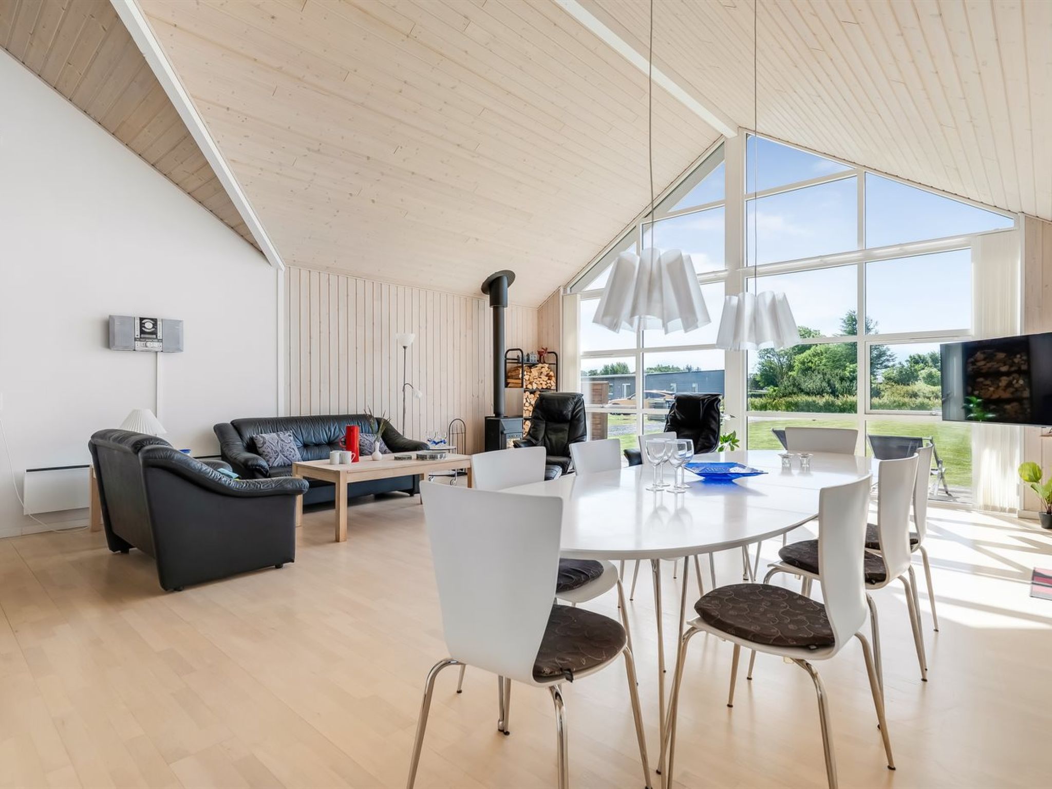 "Eve" - 700m from the sea