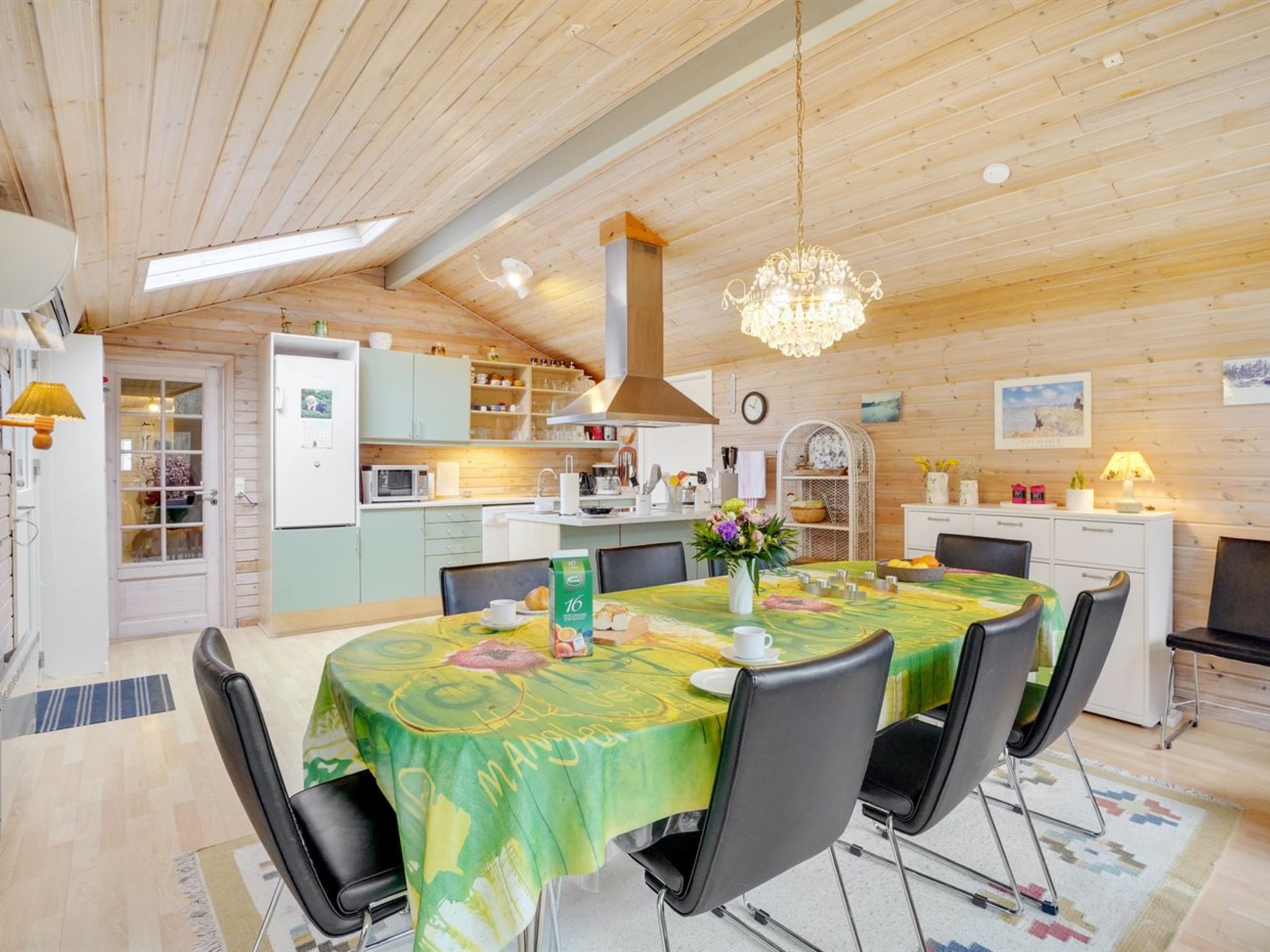 "Magh" - 30km from the sea - Binnen
