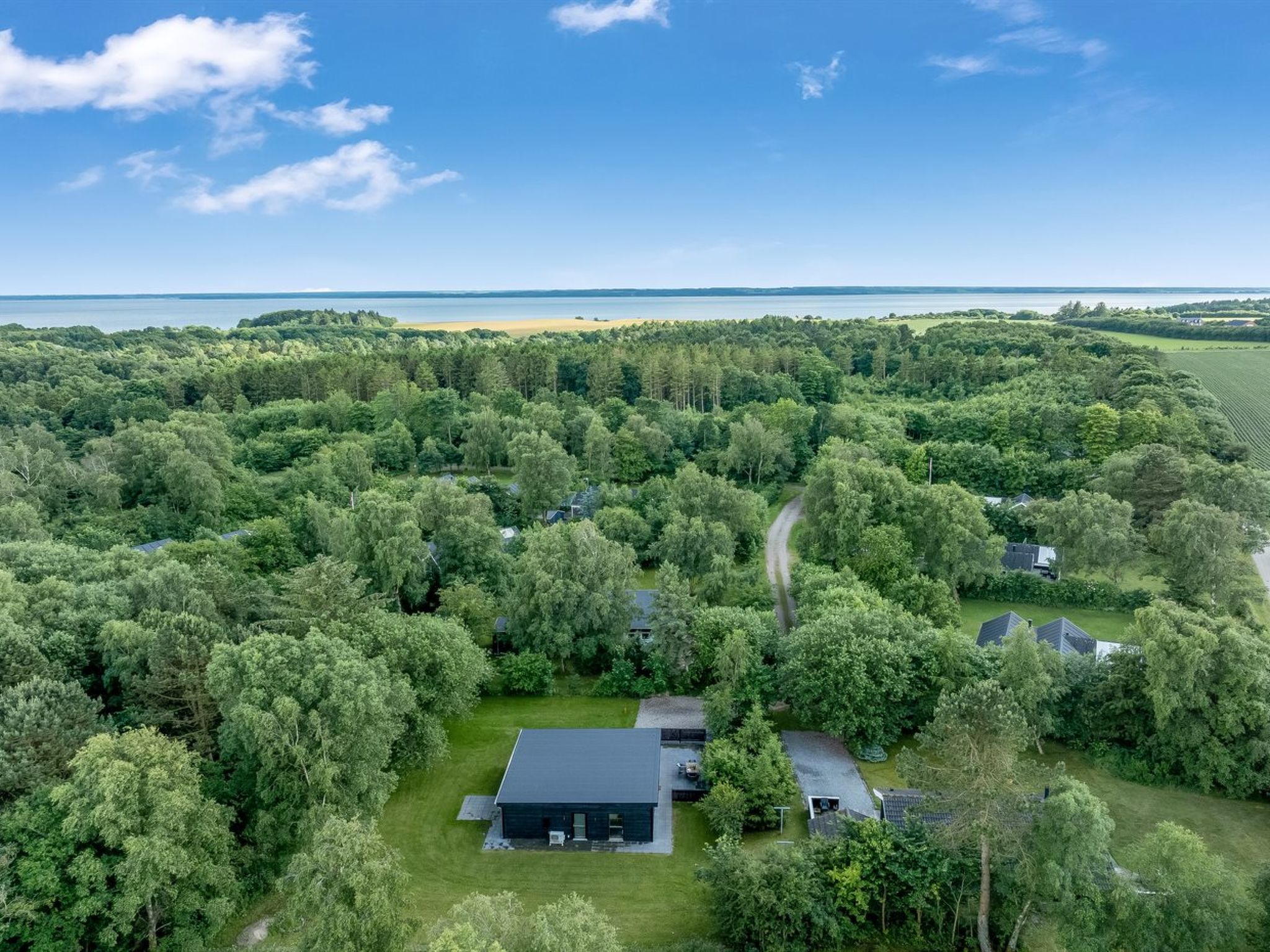 "Scalli" - 1.5km to the fjord - Buiten