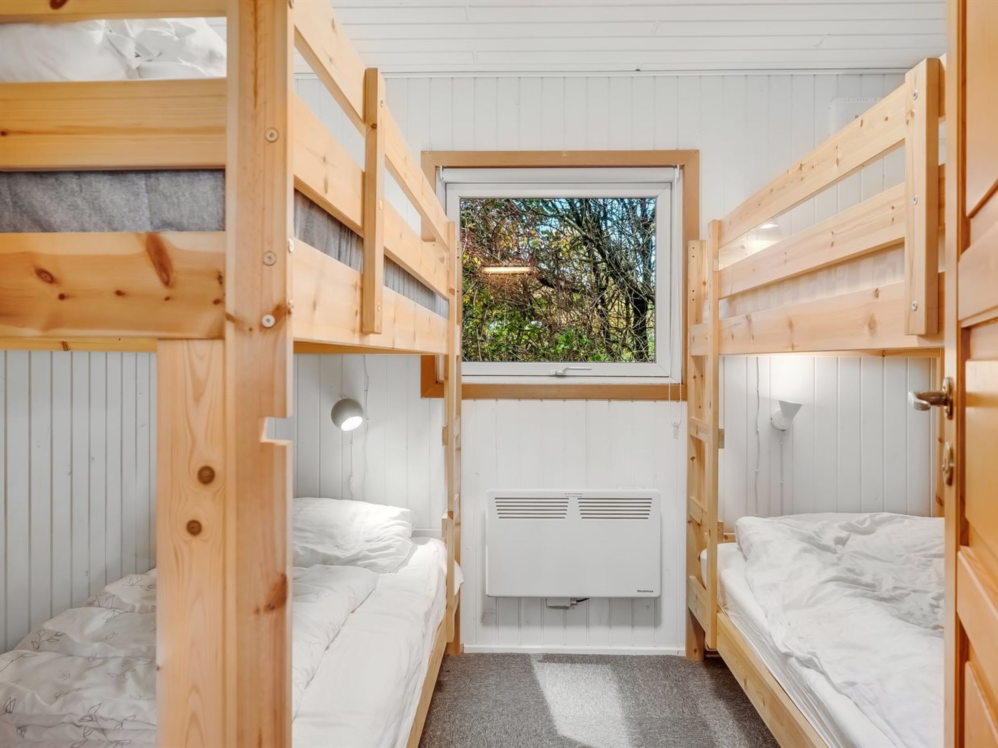 "Tamina" - 800m to the fjord-Binnen