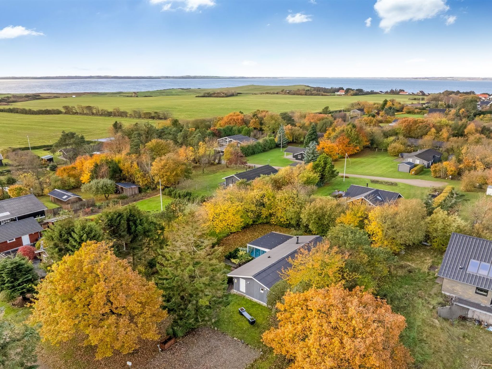 "Tamina" - 800m to the fjord-Buiten