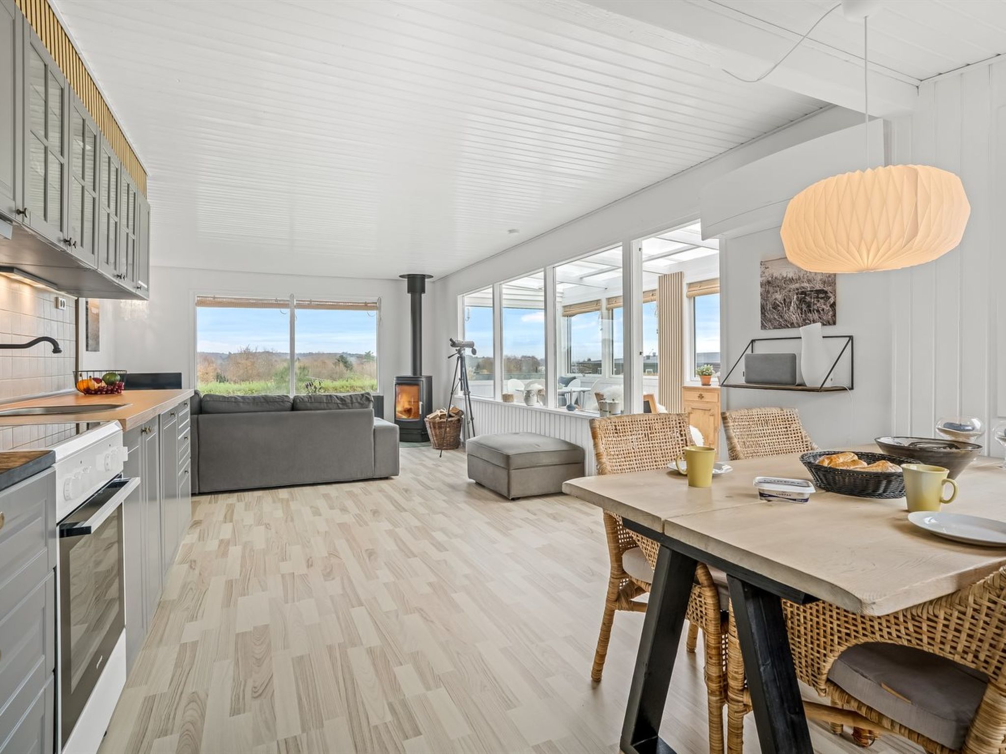 "Hjalma" - 250m to the fjord-Inside