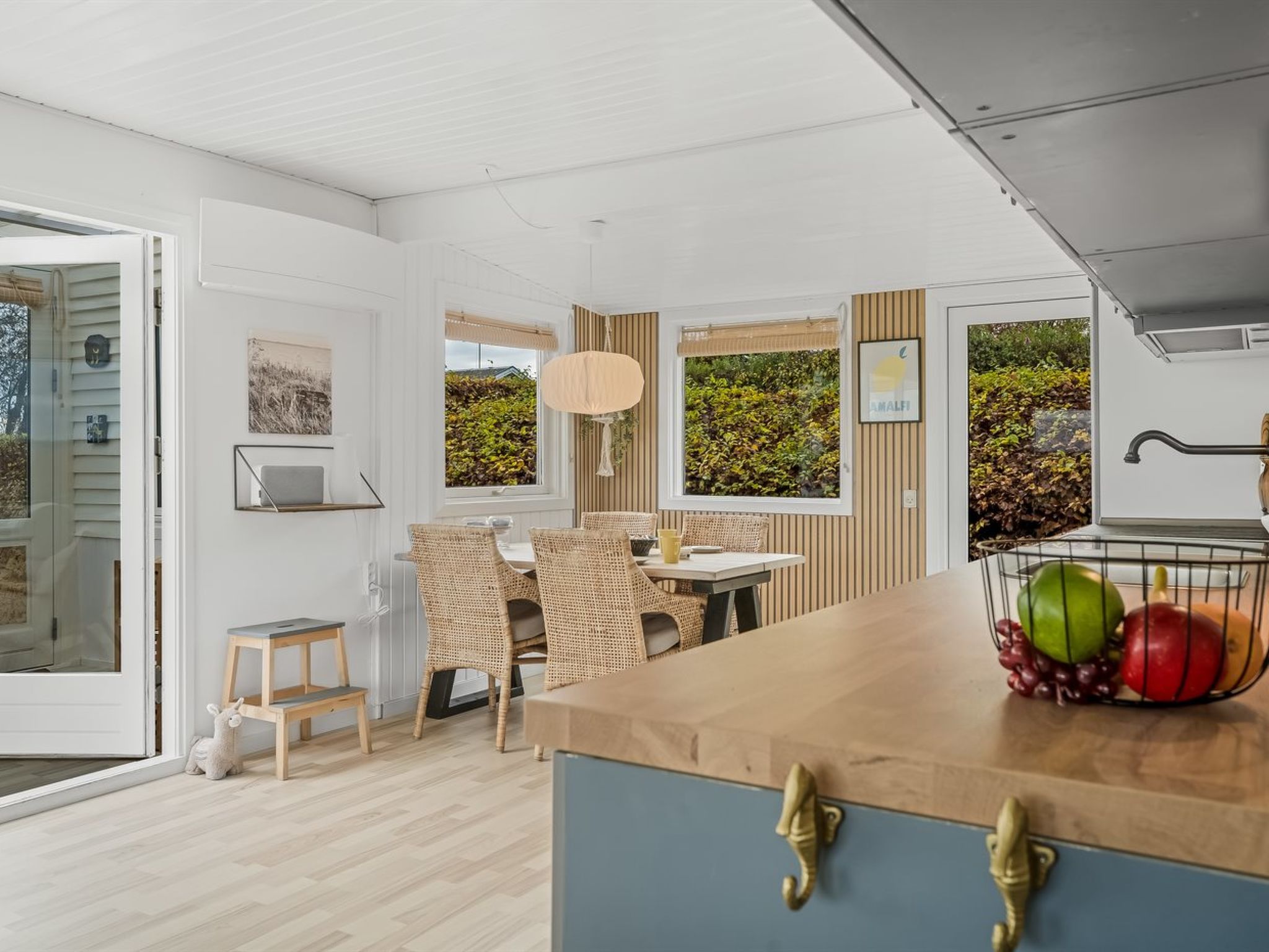 "Hjalma" - 250m to the fjord-Inside