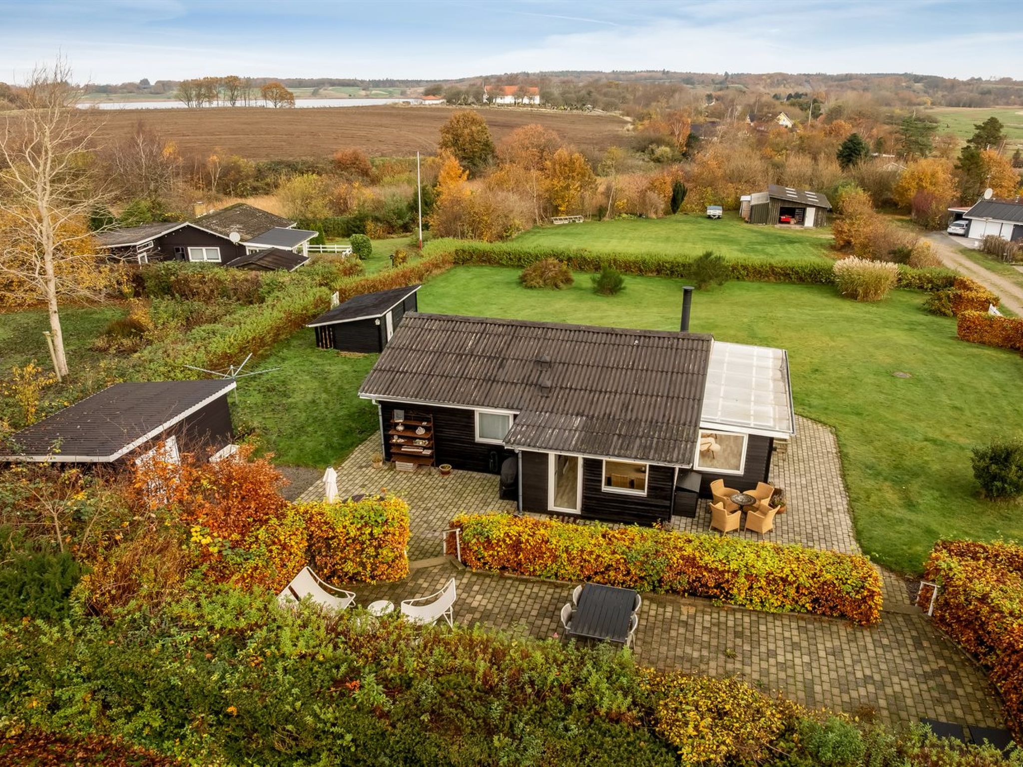 "Hjalma" - 250m to the fjord-Outside