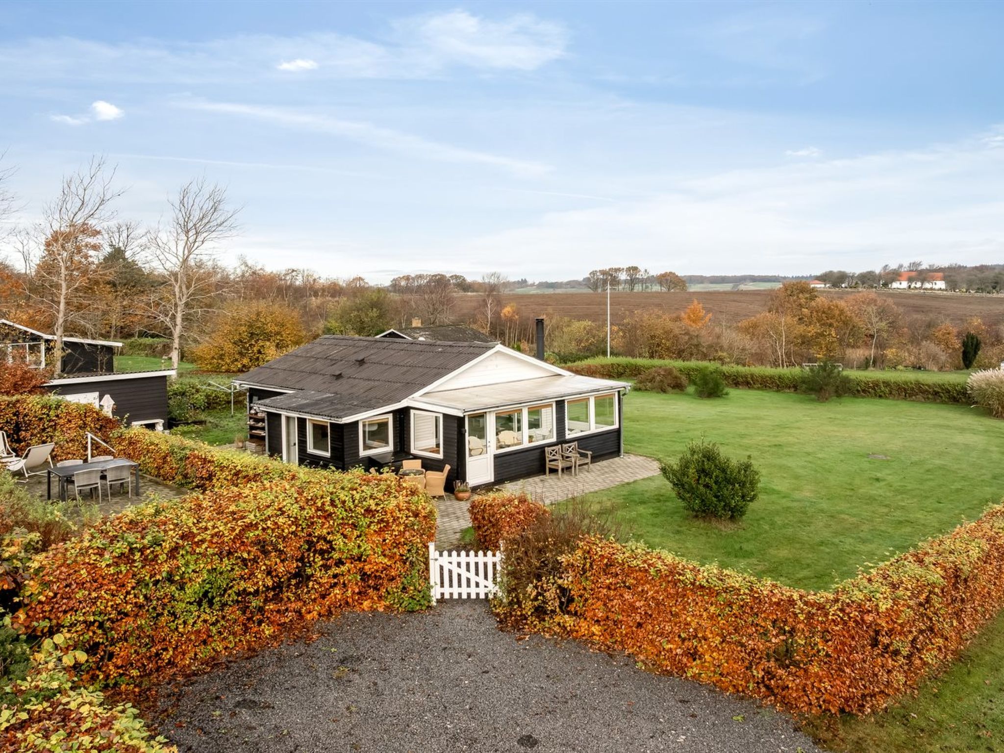 "Hjalma" - 250m to the fjord-Outside