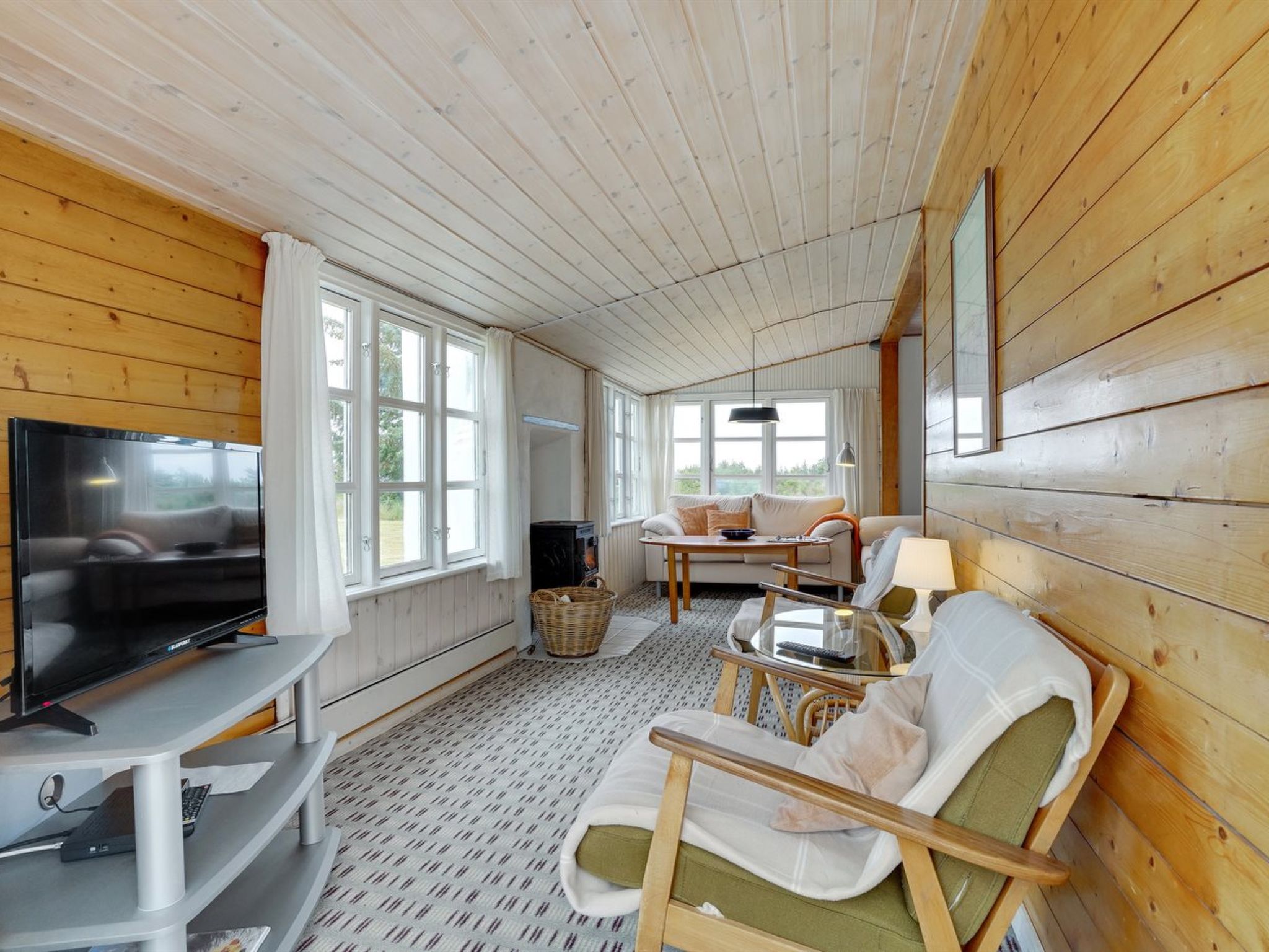 "Githa" - 100m to the fjord - Binnen