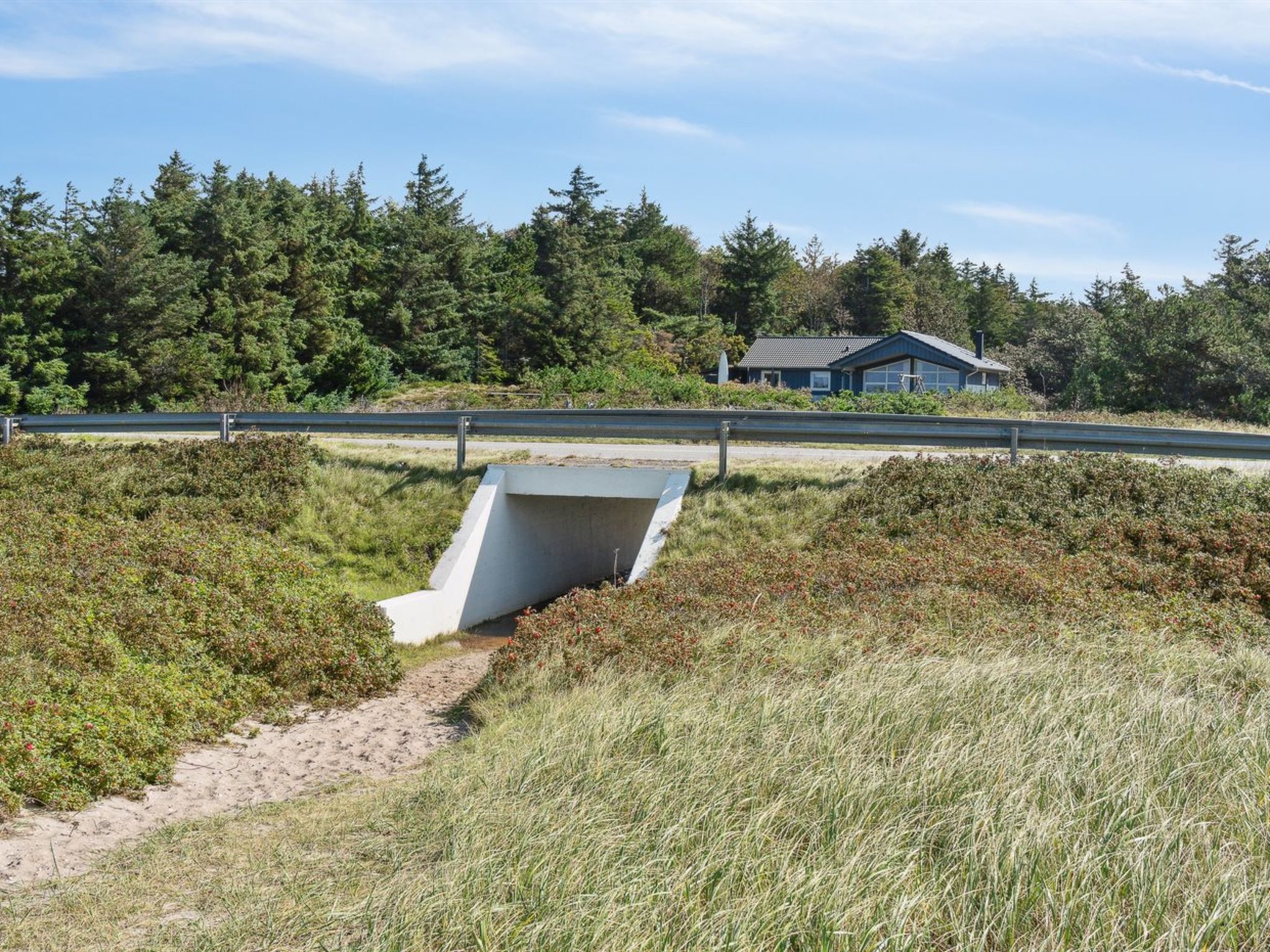 "Awenita" - 50m to the fjord - Buiten