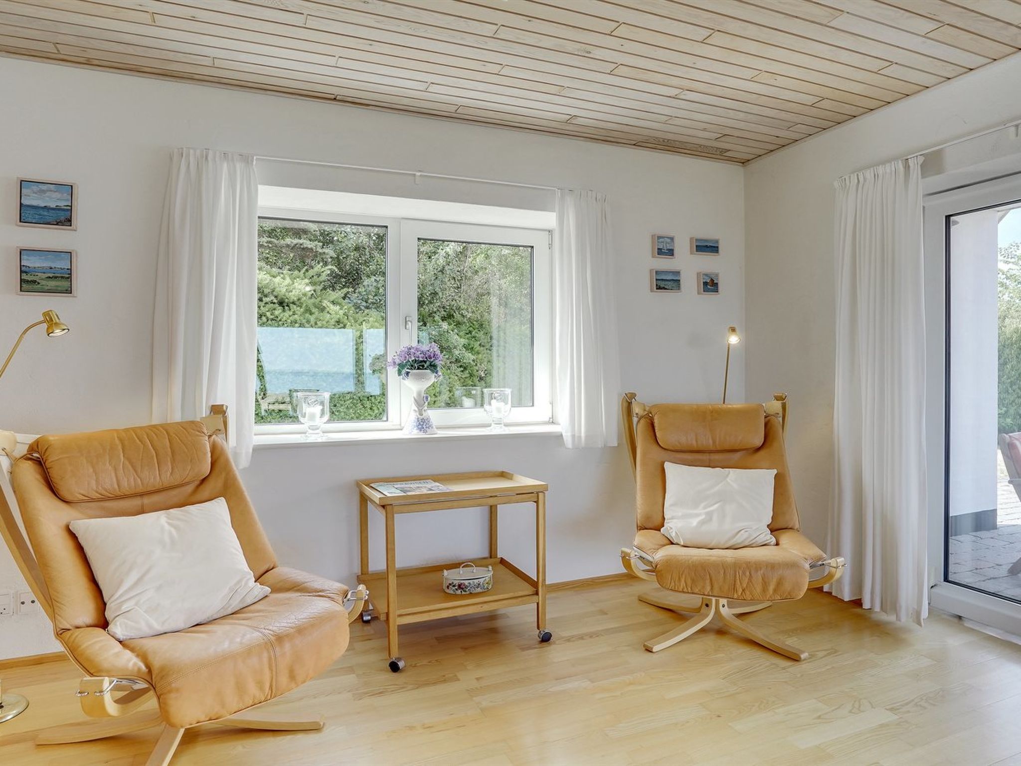 "Yorrick" - 50m to the fjord - Binnen