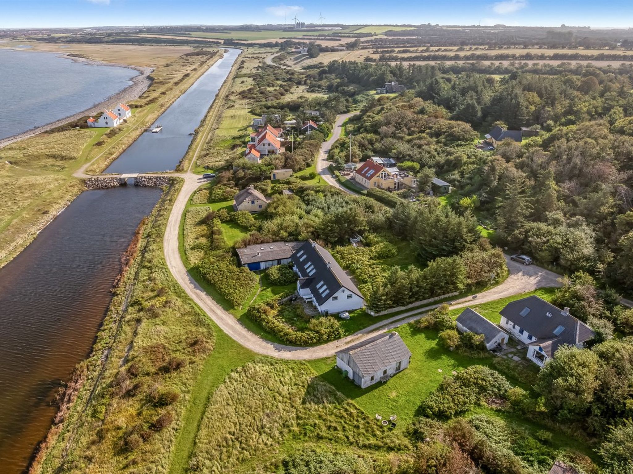"Agrippa" - 30m to the fjord - Buiten
