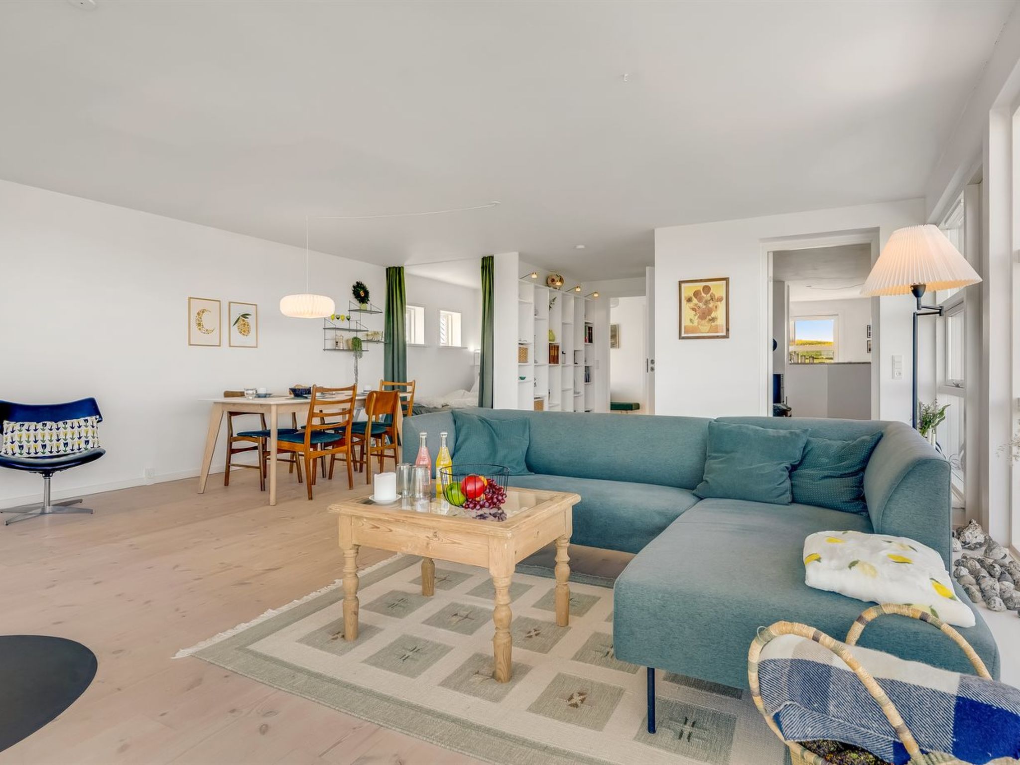 "Grita" - 100m to the fjord — Living Room (5 of 21)