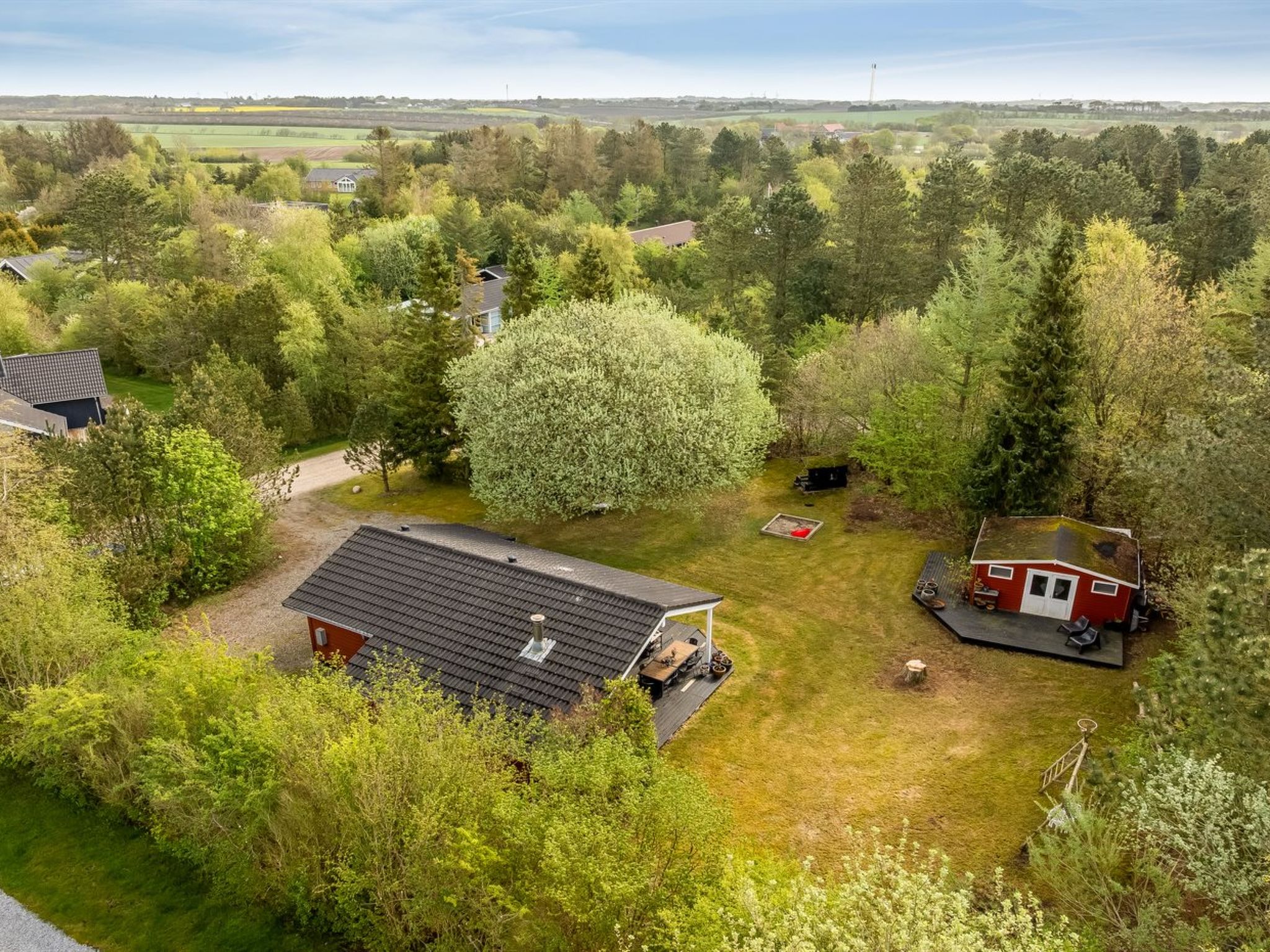"Marjanna" - 700m to the fjord - Buiten