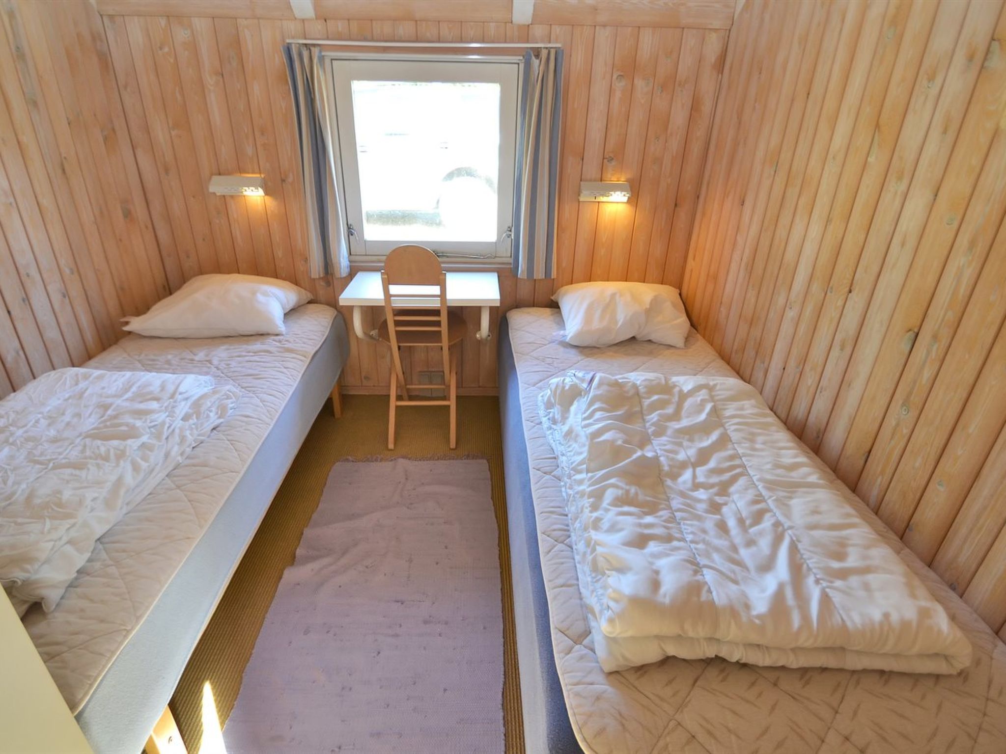 "Roulf" - 1.1km from the sea - Binnen