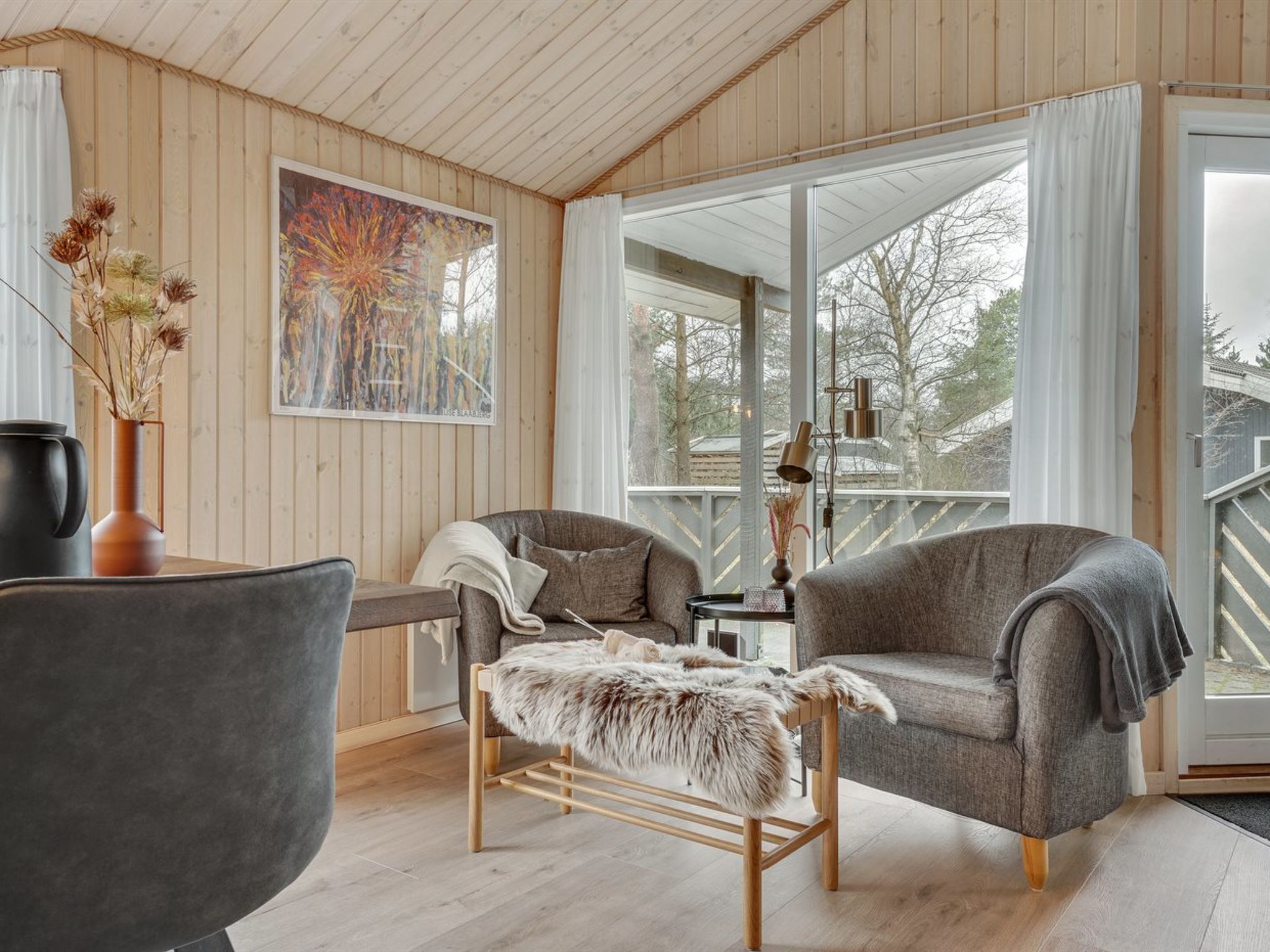 "Sighbiorn" - 950m from the sea - Binnen