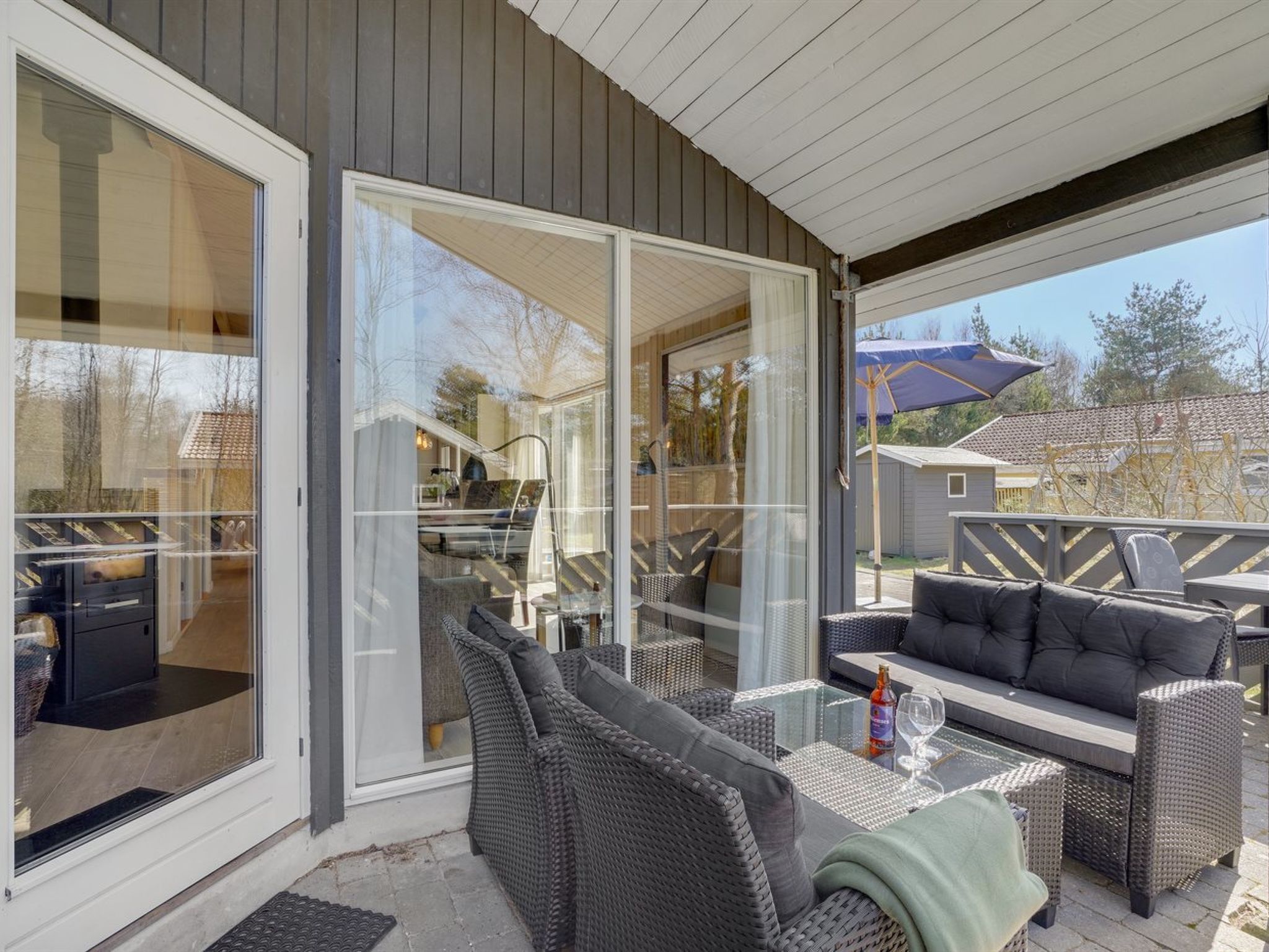 "Sighbiorn" - 950m from the sea - Buiten